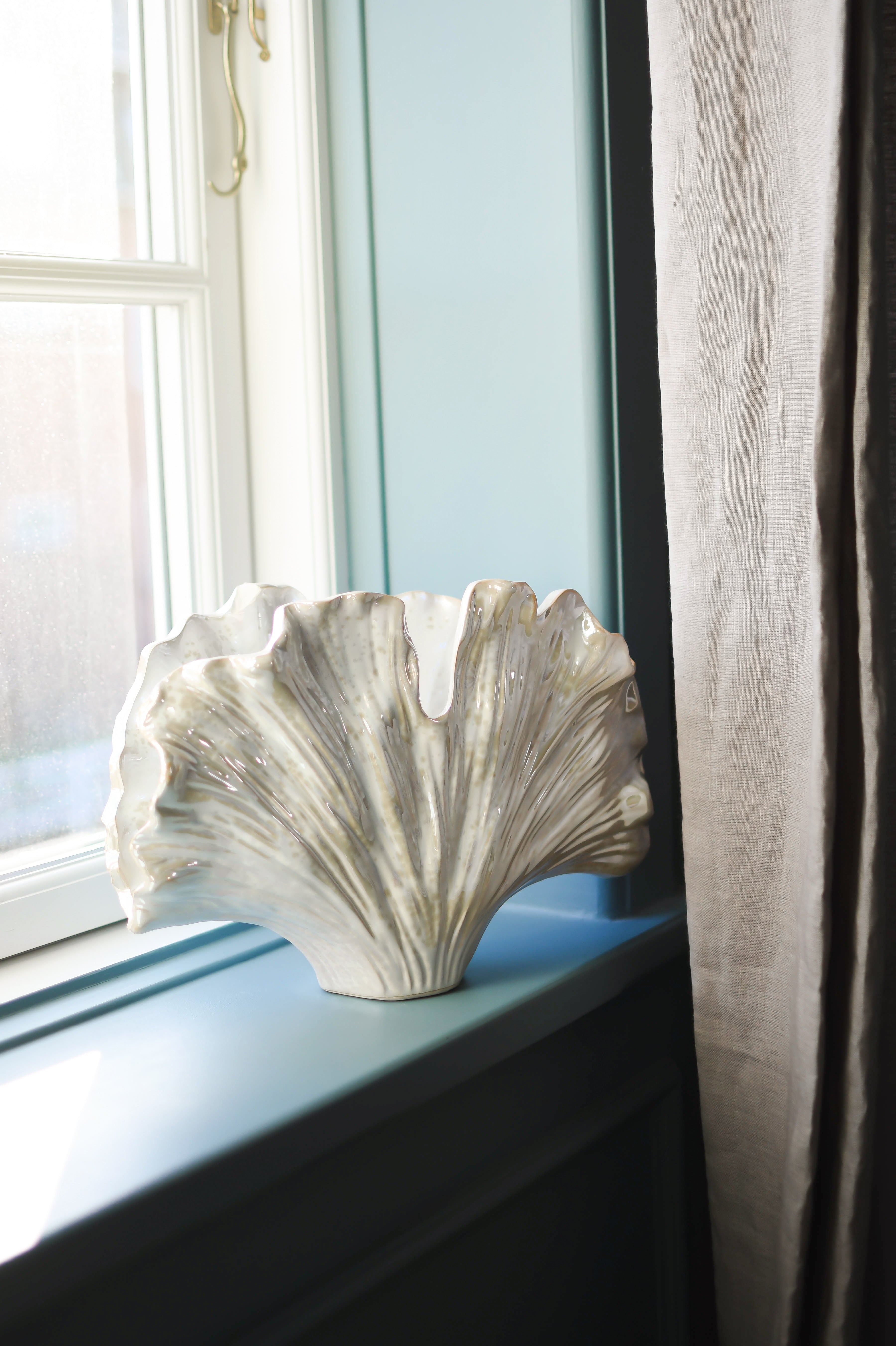 Seashell vase, Perlemor - H22,5 cm