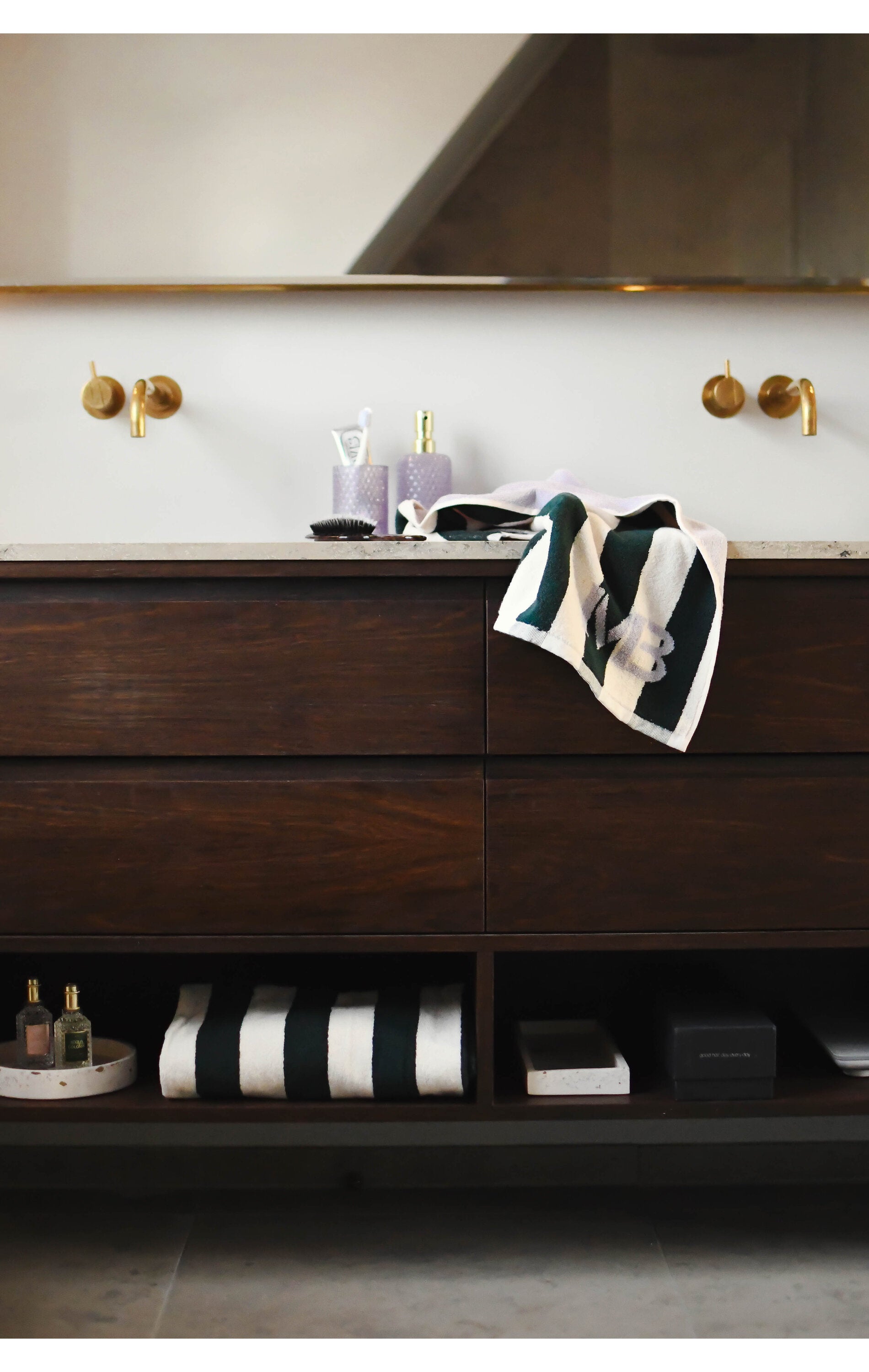 Stripe håndklæde - hvid/grøn/iris