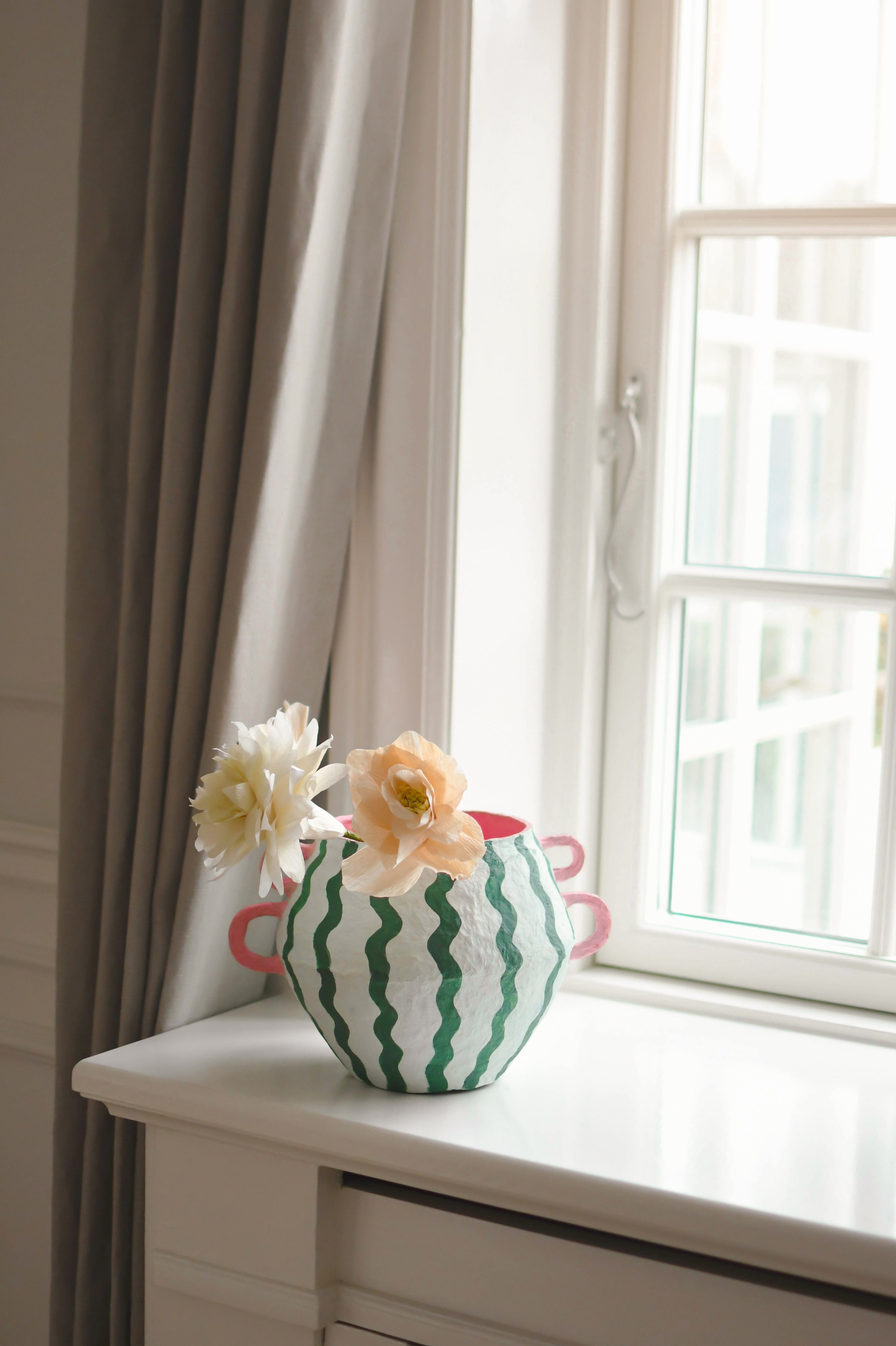 Stribet vase, grøn zig zag - H27 cm.
