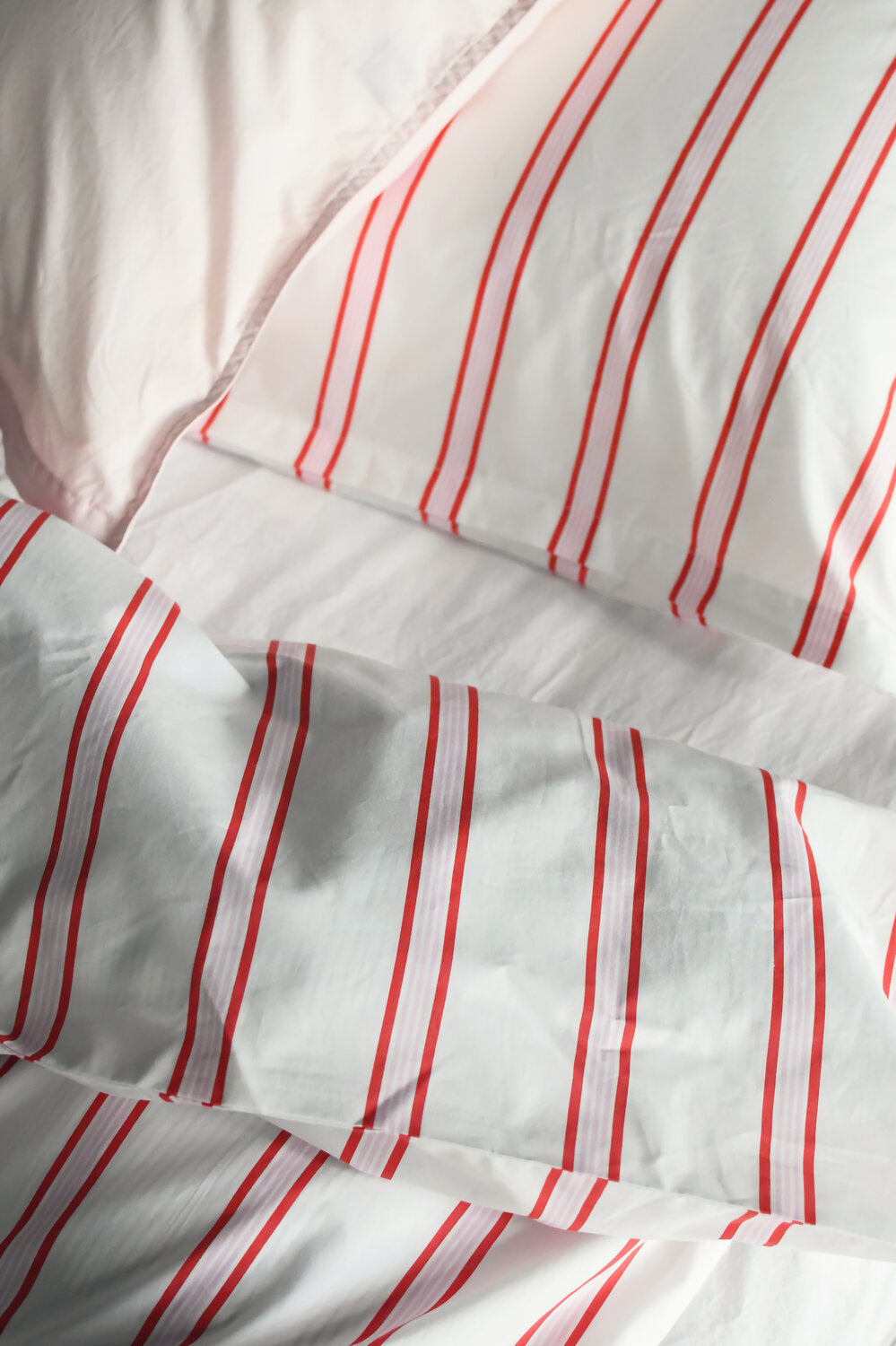 Pin Stripe Double sengesæt - rød/rosa