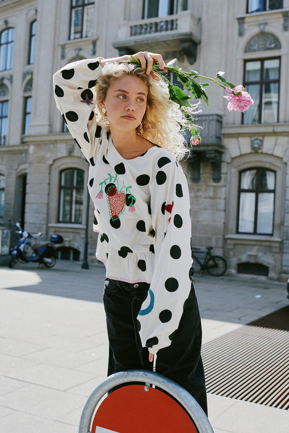 Diana bluse - Black Dot