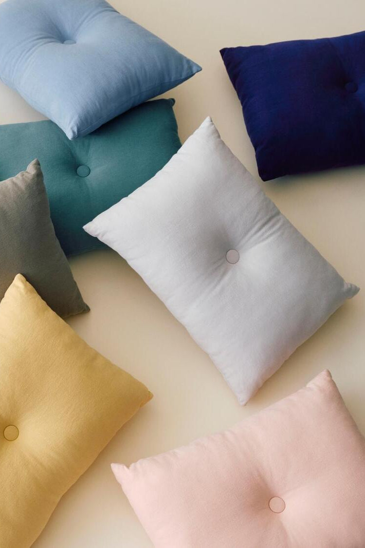 Dot Linen pude, lysegrå - B60 x H40 cm.