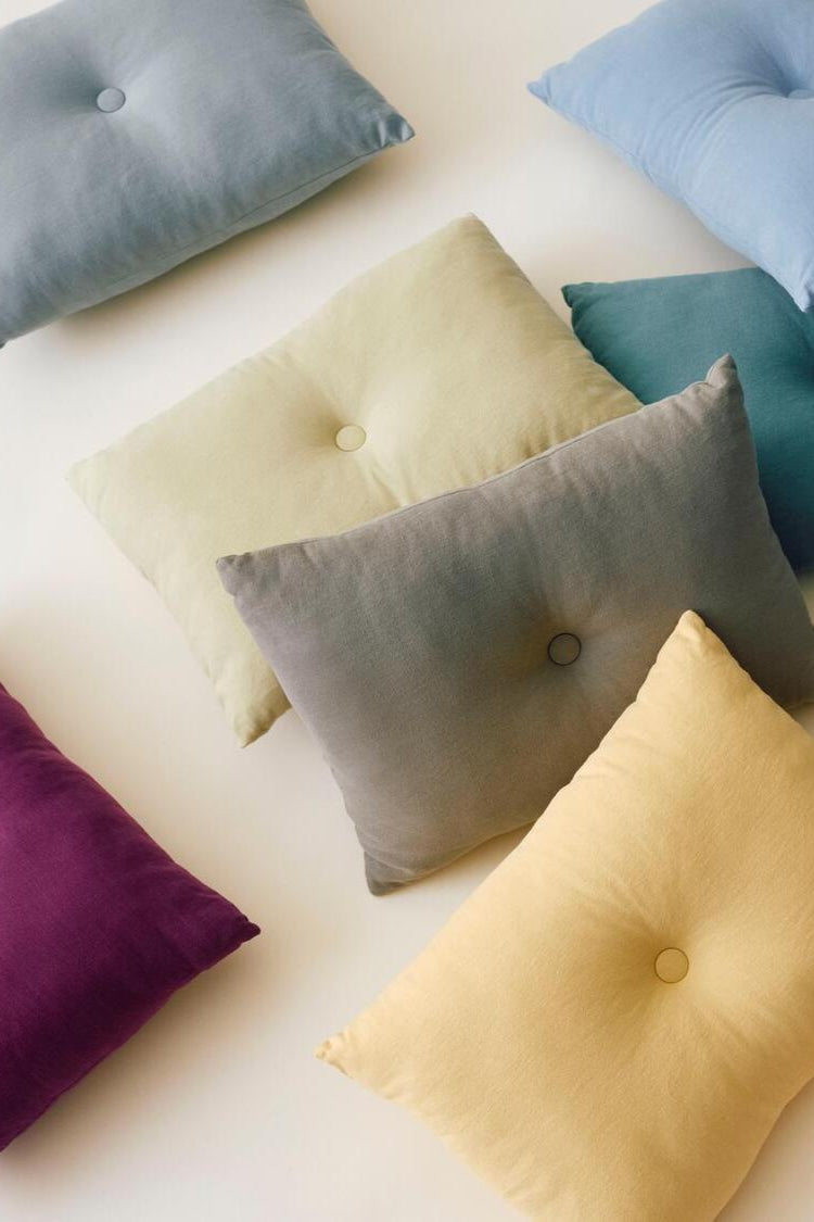 Dot Linen pude, Pine Green - B60 x H40 cm.