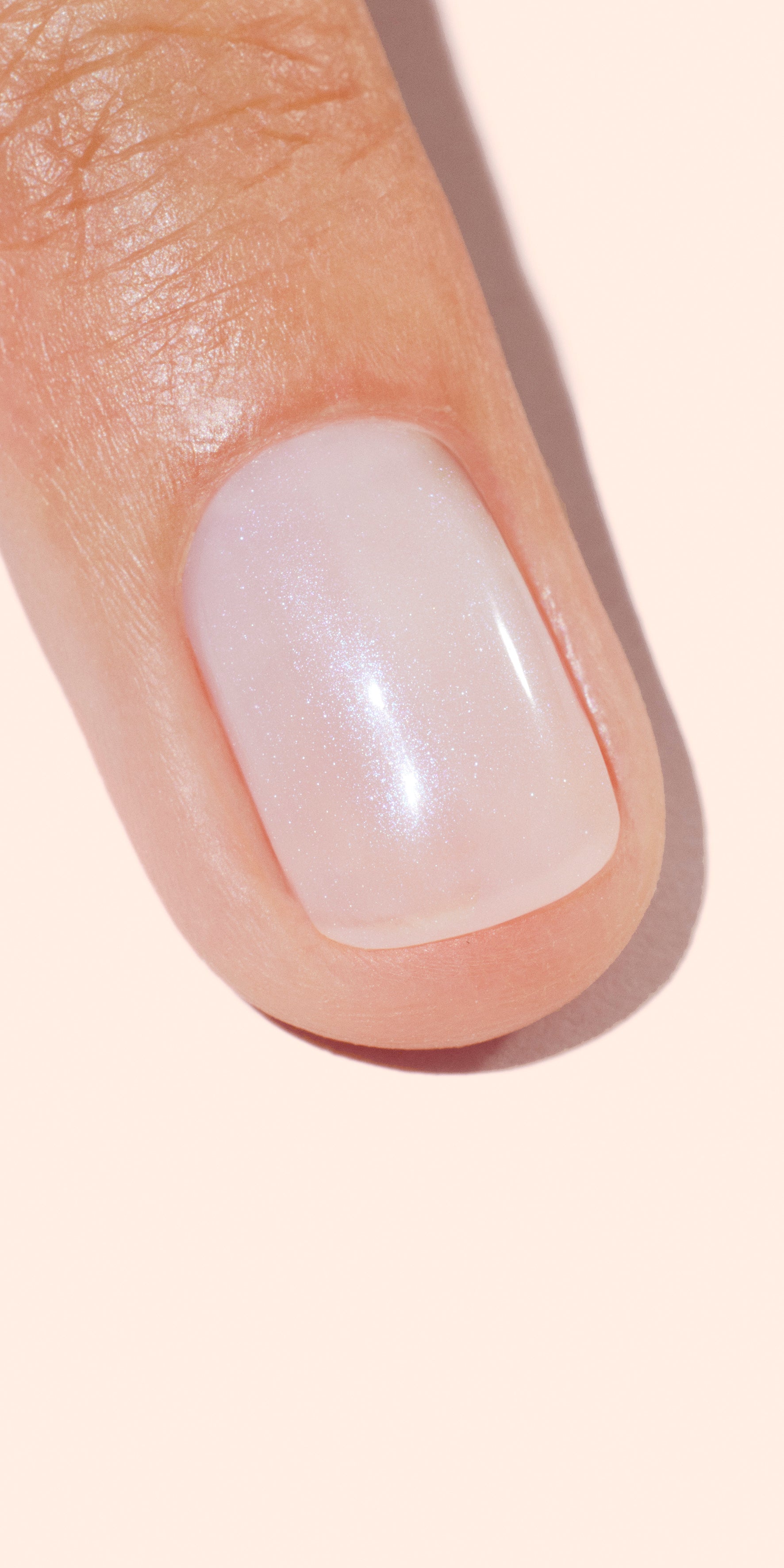 Active Bright neglelak