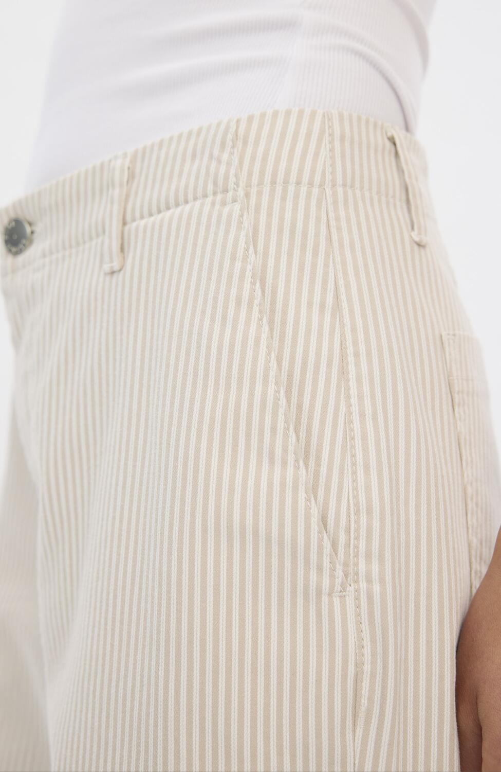 EricaFV Regular jeans - Oat Milk Stripe