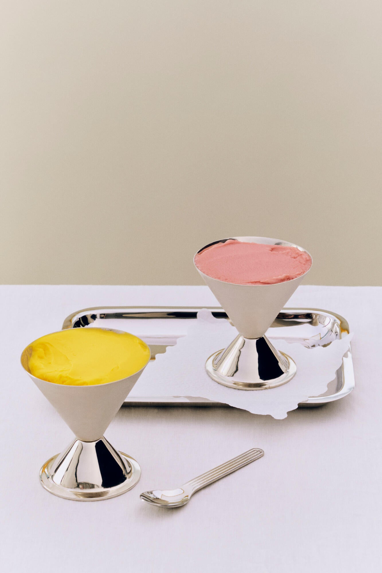 Essential Steel Cone Ice skål - Stainless steel