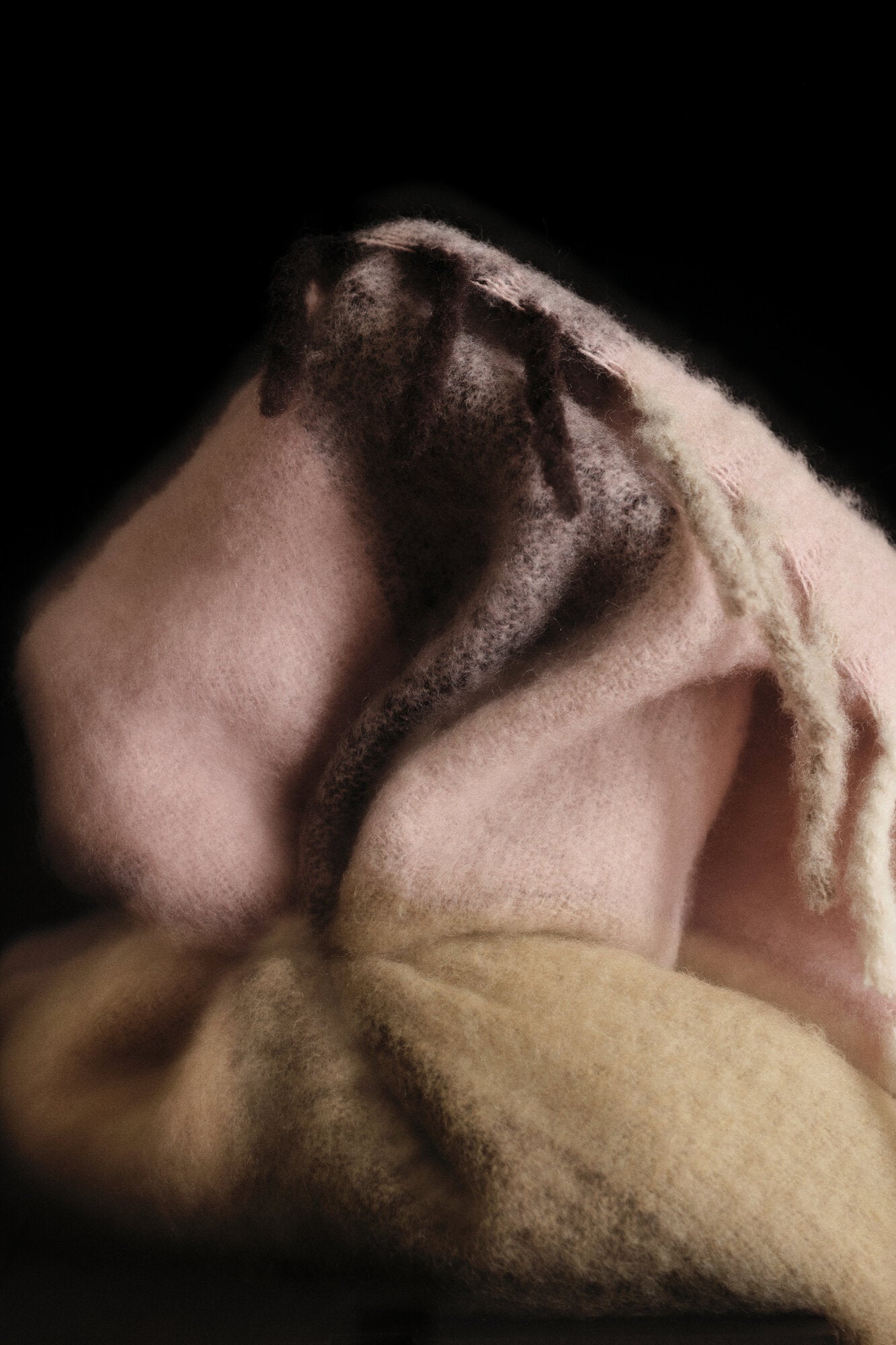 Blur mohairtæppe, 130x170 cm - Butter/Pale Rose