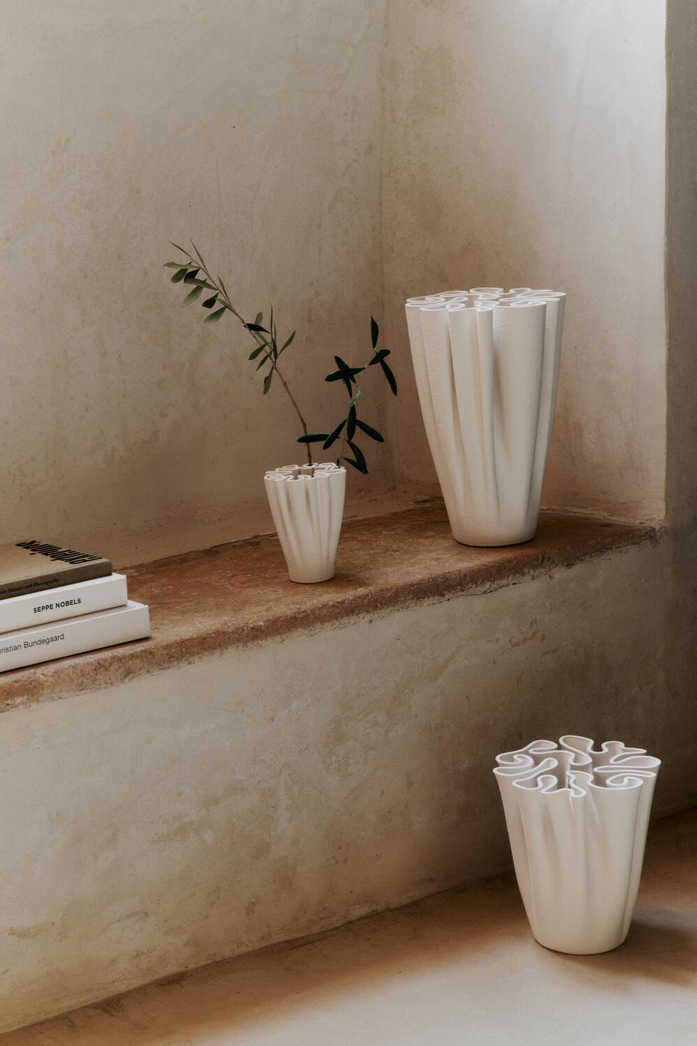 Dedali vase, H11 cm - Off-white