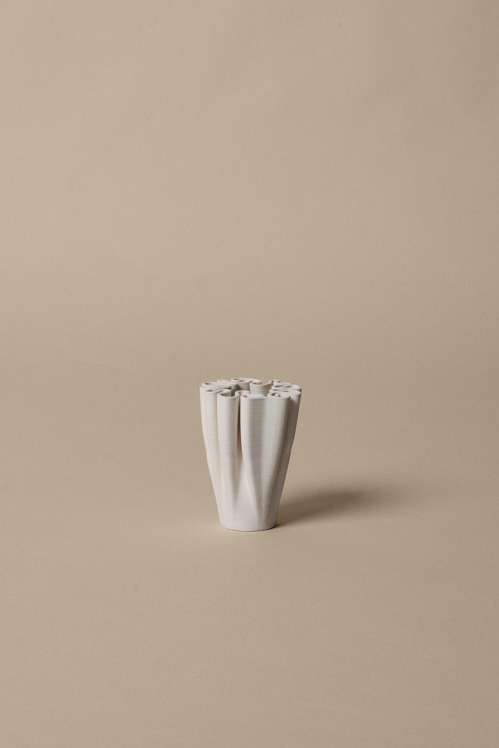 Dedali vase, H11 cm - Off-white