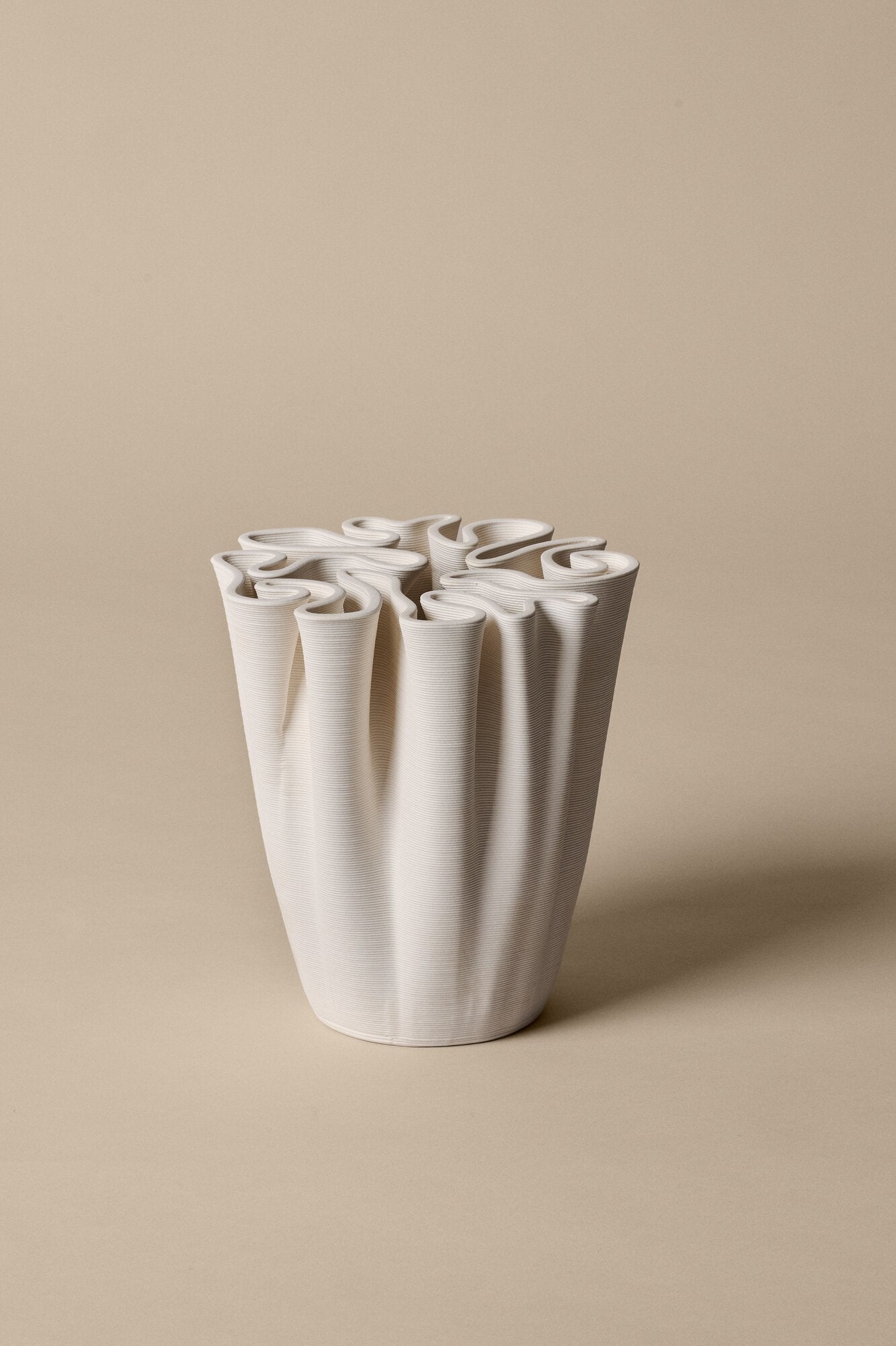 Dedali vase, H18 cm - Off-white