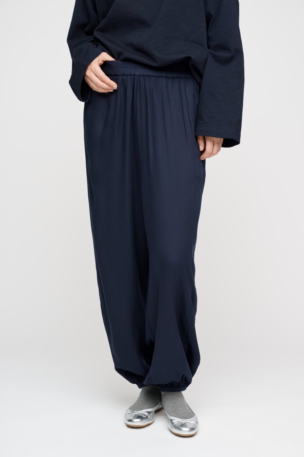 Free Silky bukser - Dark Navy