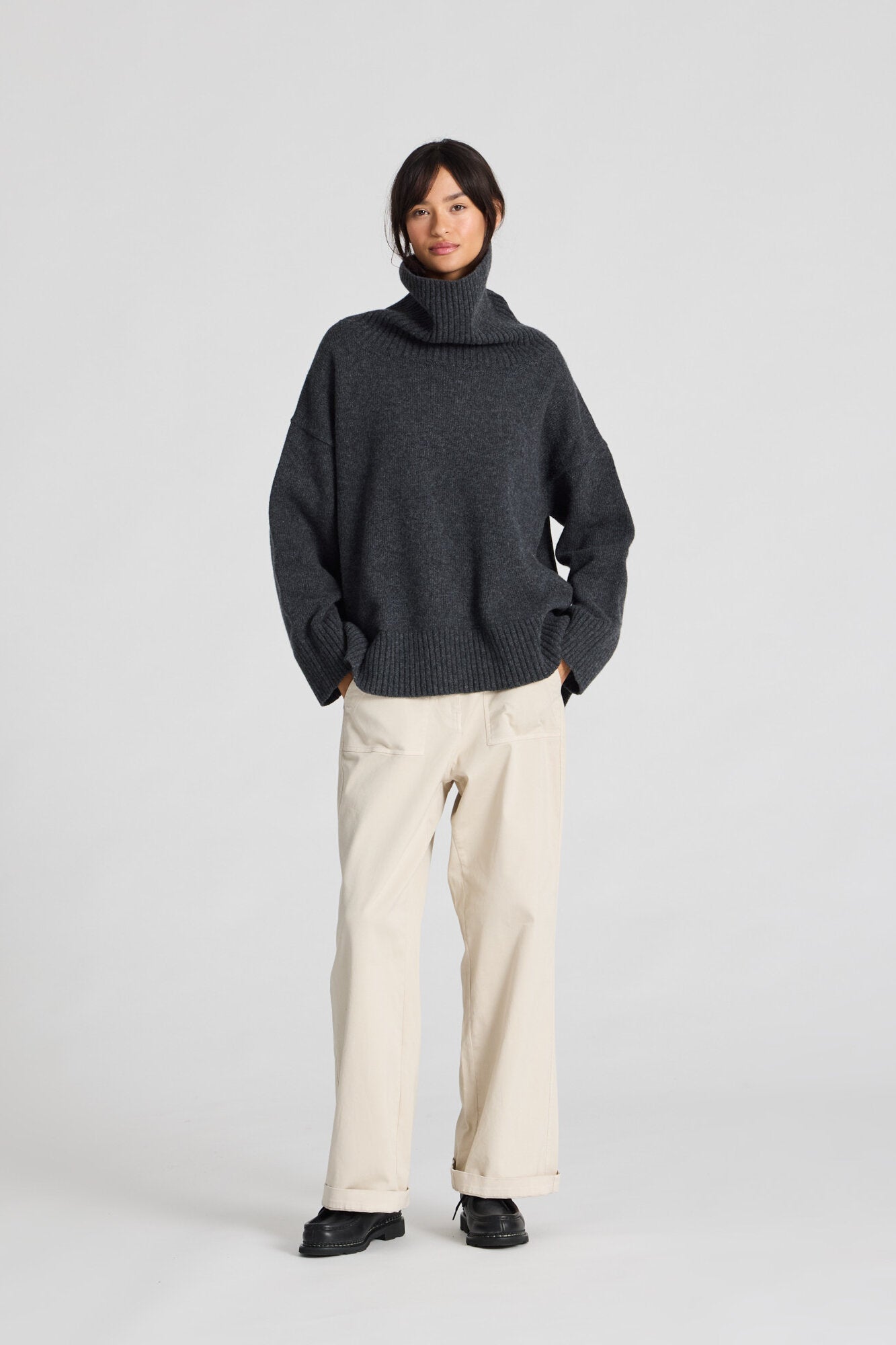 Vita Lambswool rullekrave - Dark grey