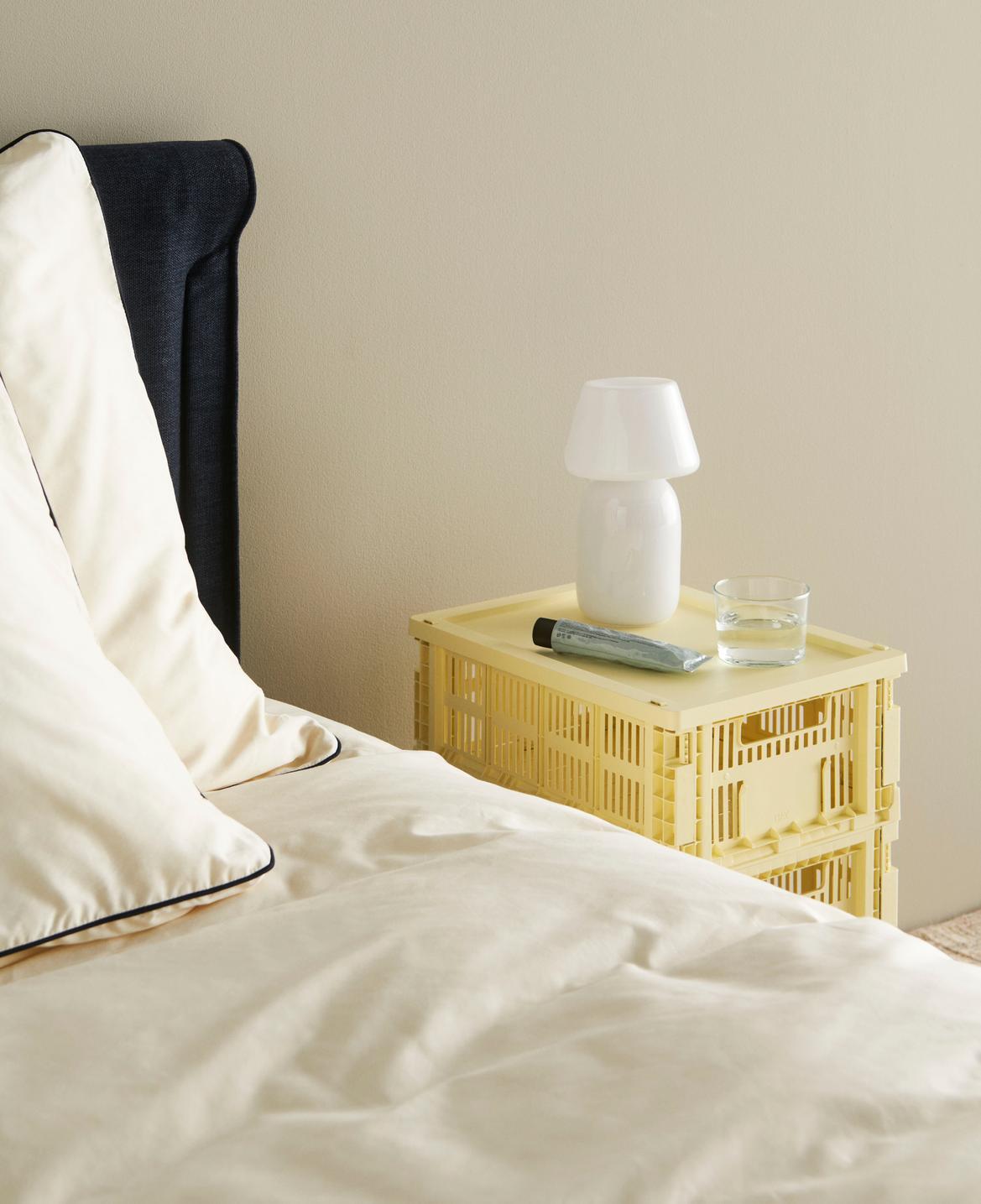 Colour Crate Plastic låg - Light yellow