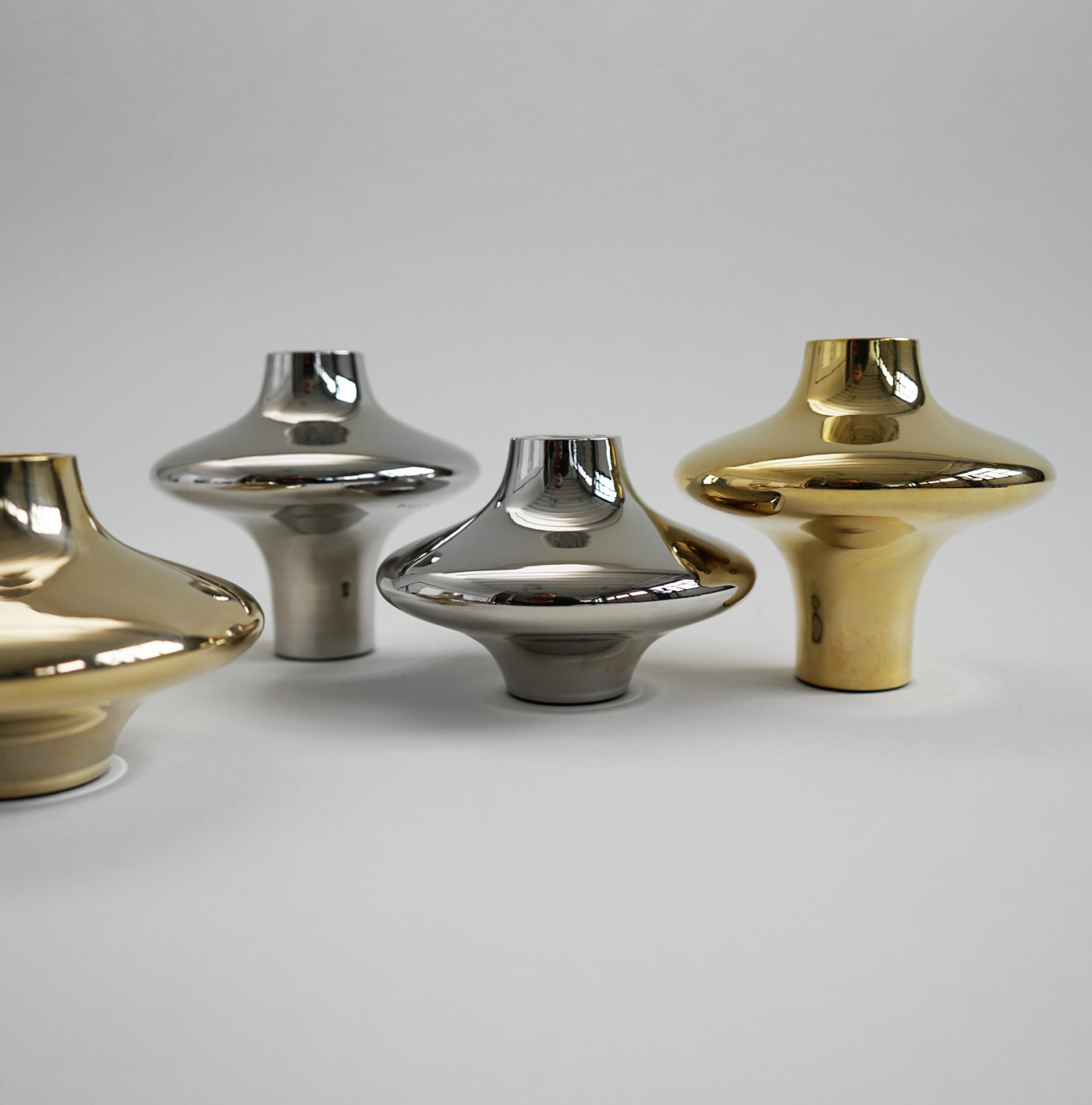 Doublet no. 02 lysestage, stor - Brass