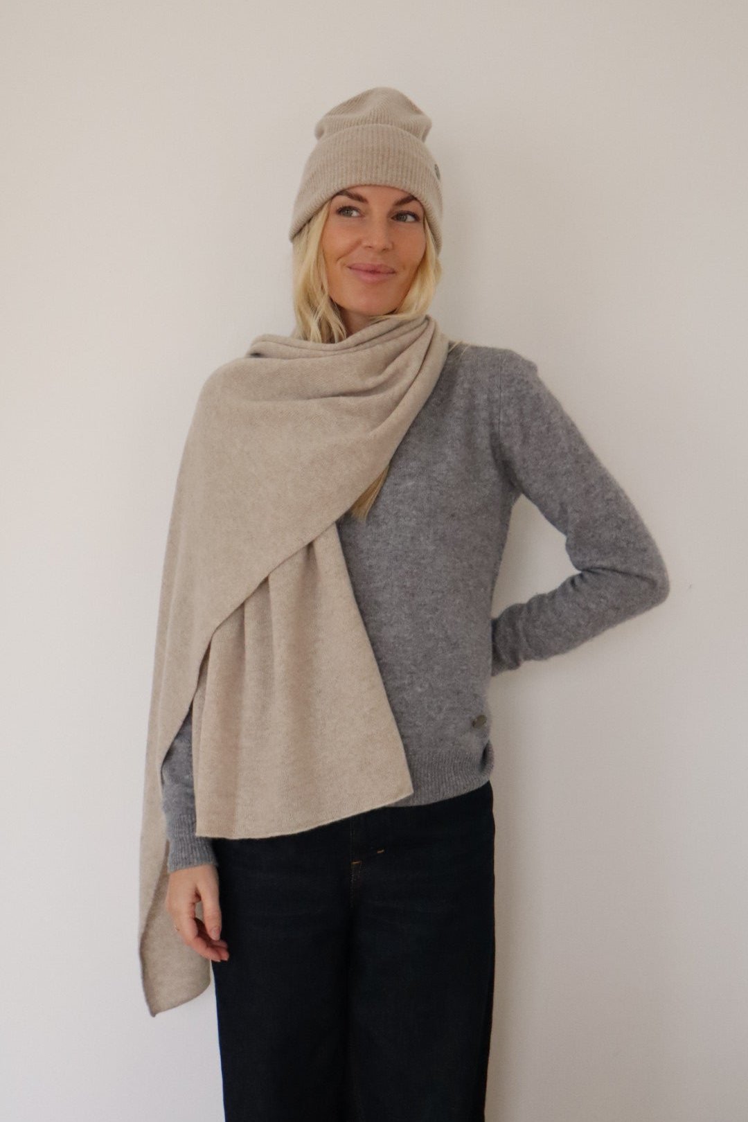 Solid Cashmere hue - Sand Mel