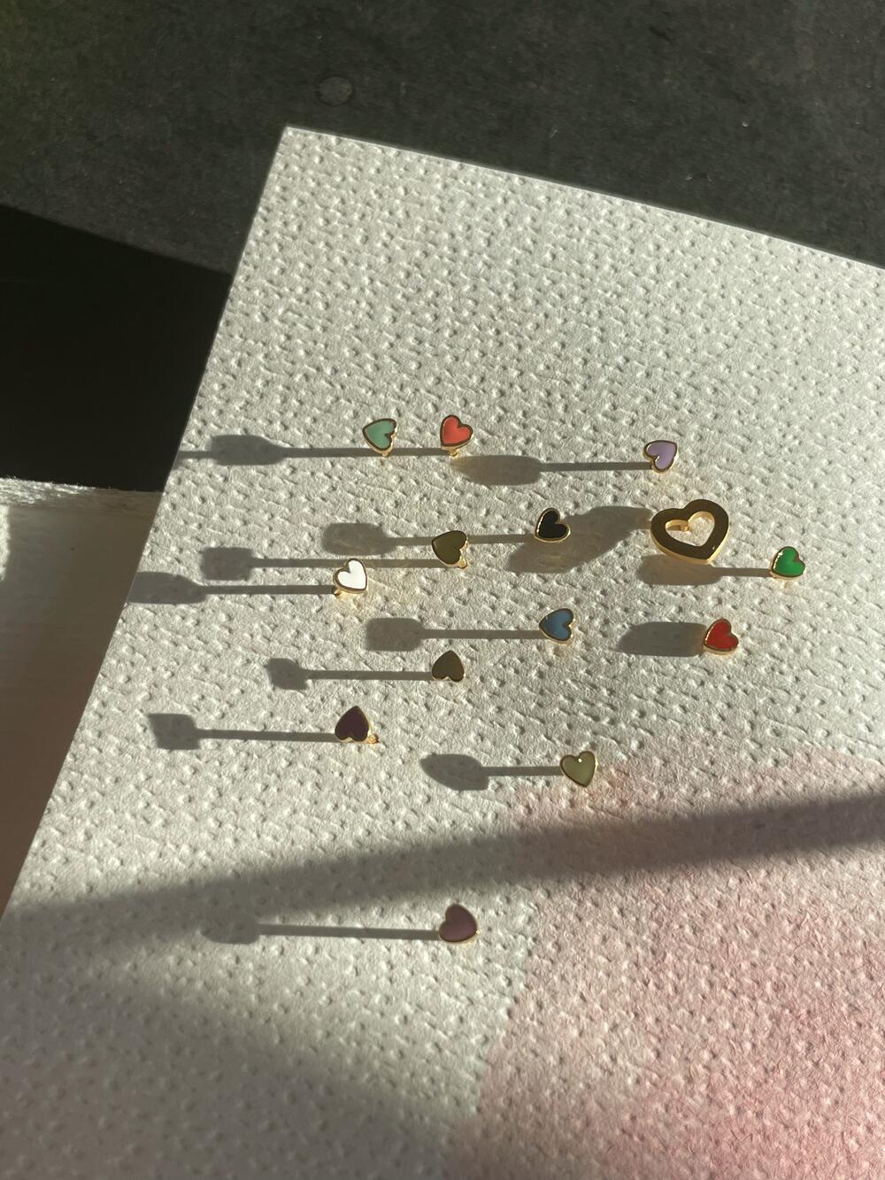 Petit Love Heart ørestikker - Forgyldt/pink