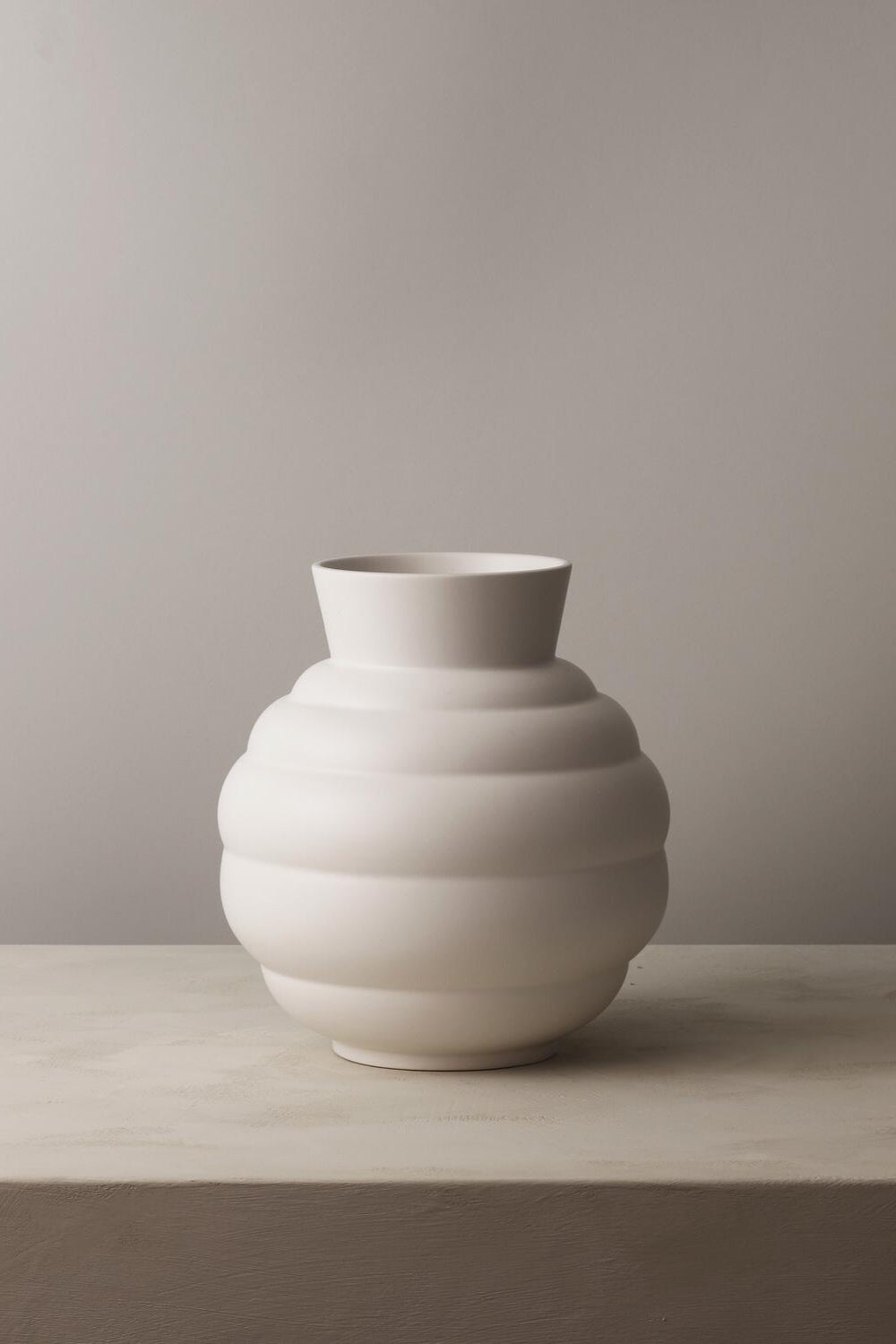 x Tortus Archie vase No3 - hvid