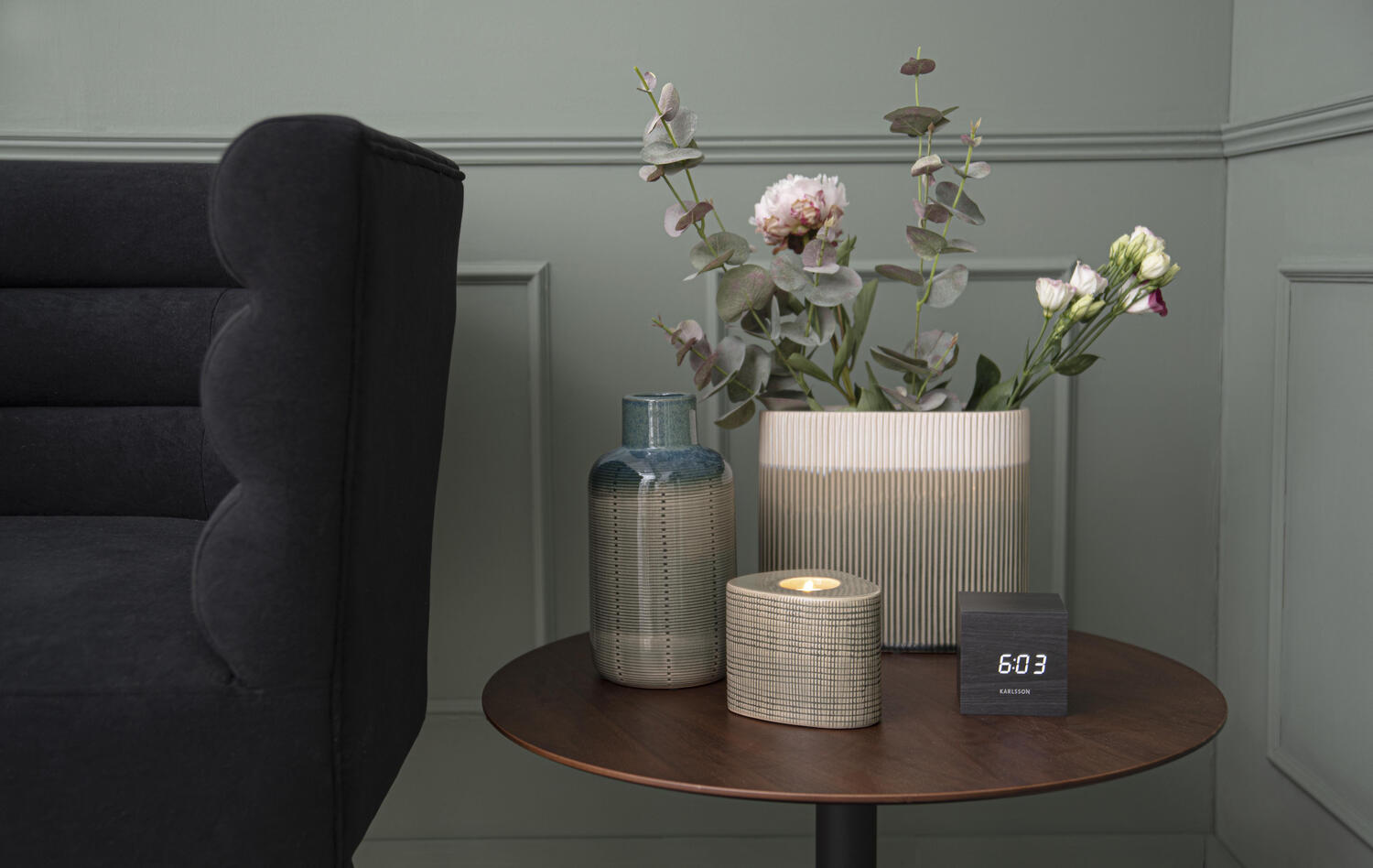 Mini Cube vækkeur - sort