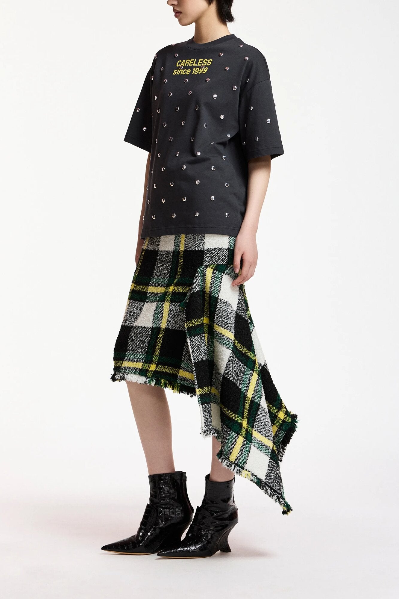 Kourse With Studs t-shirt – Charcoal Chic