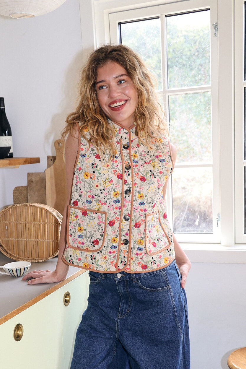 Cairo Quilted Vest - 74 Flower Print
