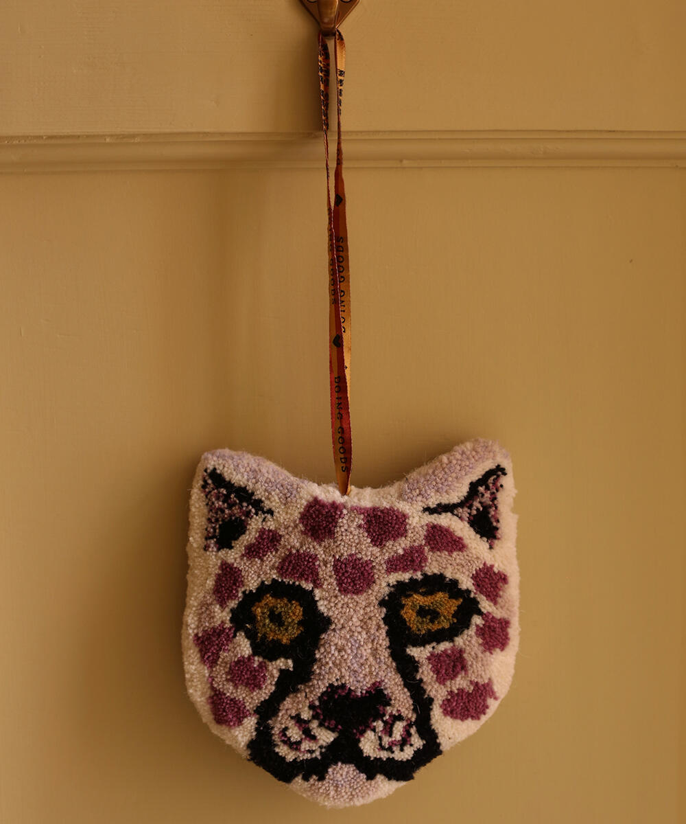 Lilly Leopard Head vægdekoration - lila