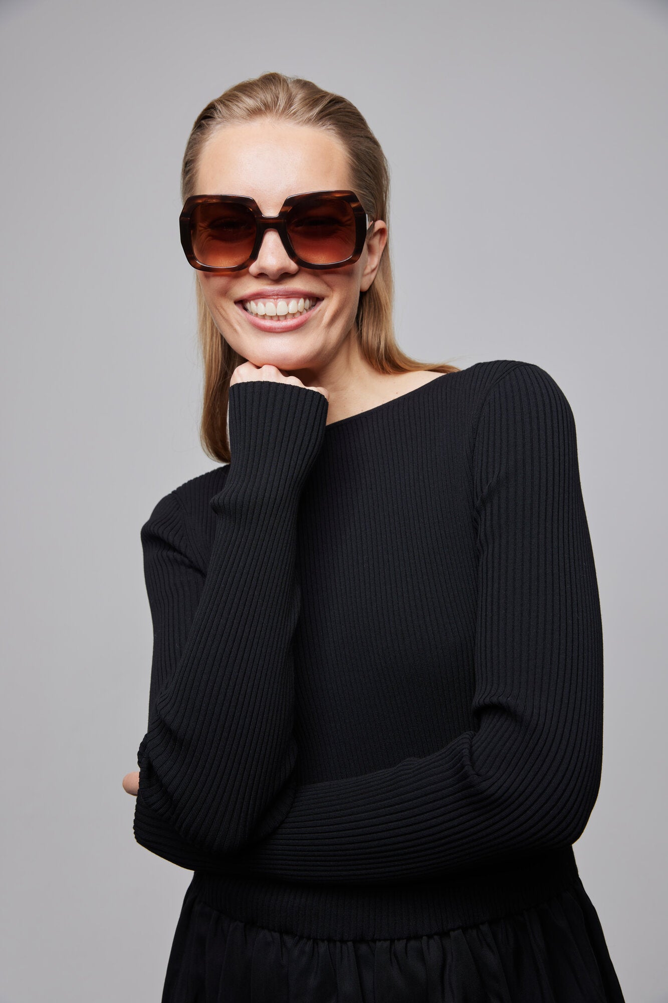 Mindy solbrille - brun