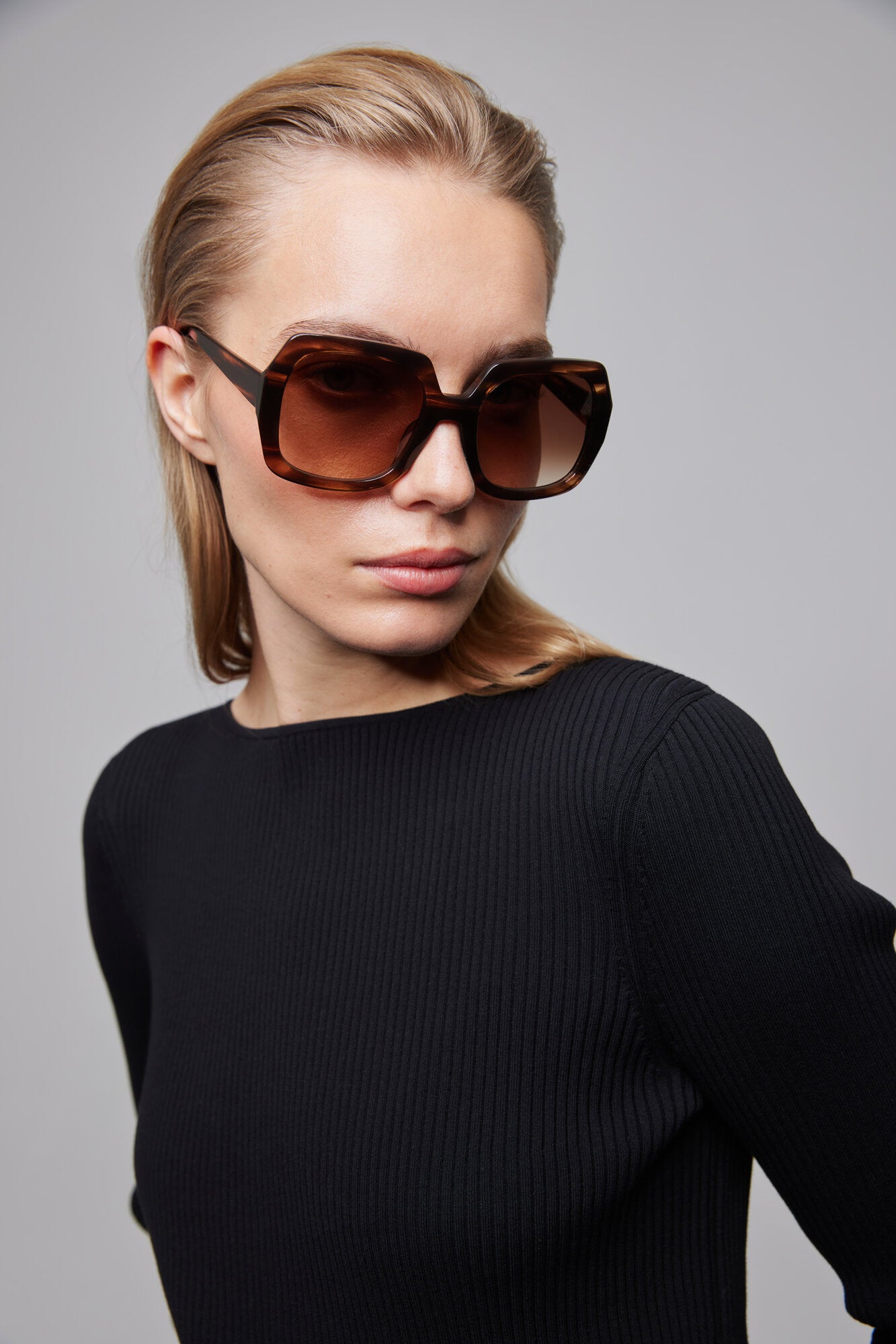 Mindy solbrille - brun