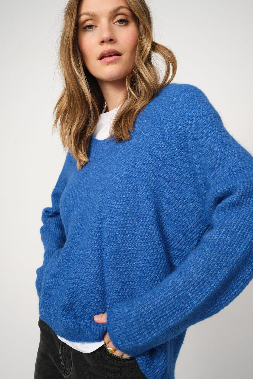 MMThora V-Neck striktrøje - Blue Lolite