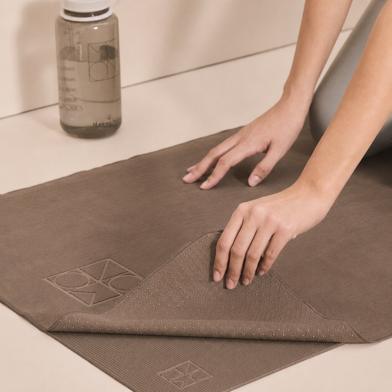 Moon Hot Yoga håndklæde - Coco powder