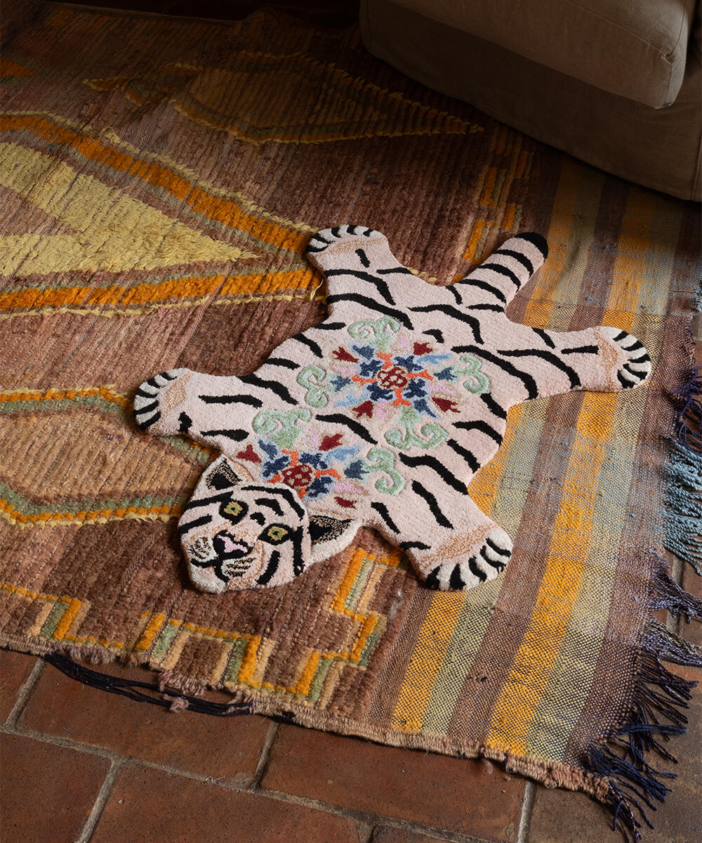 Mahee Majestic Tiger gulvtæppe, Small - Peach/Pink