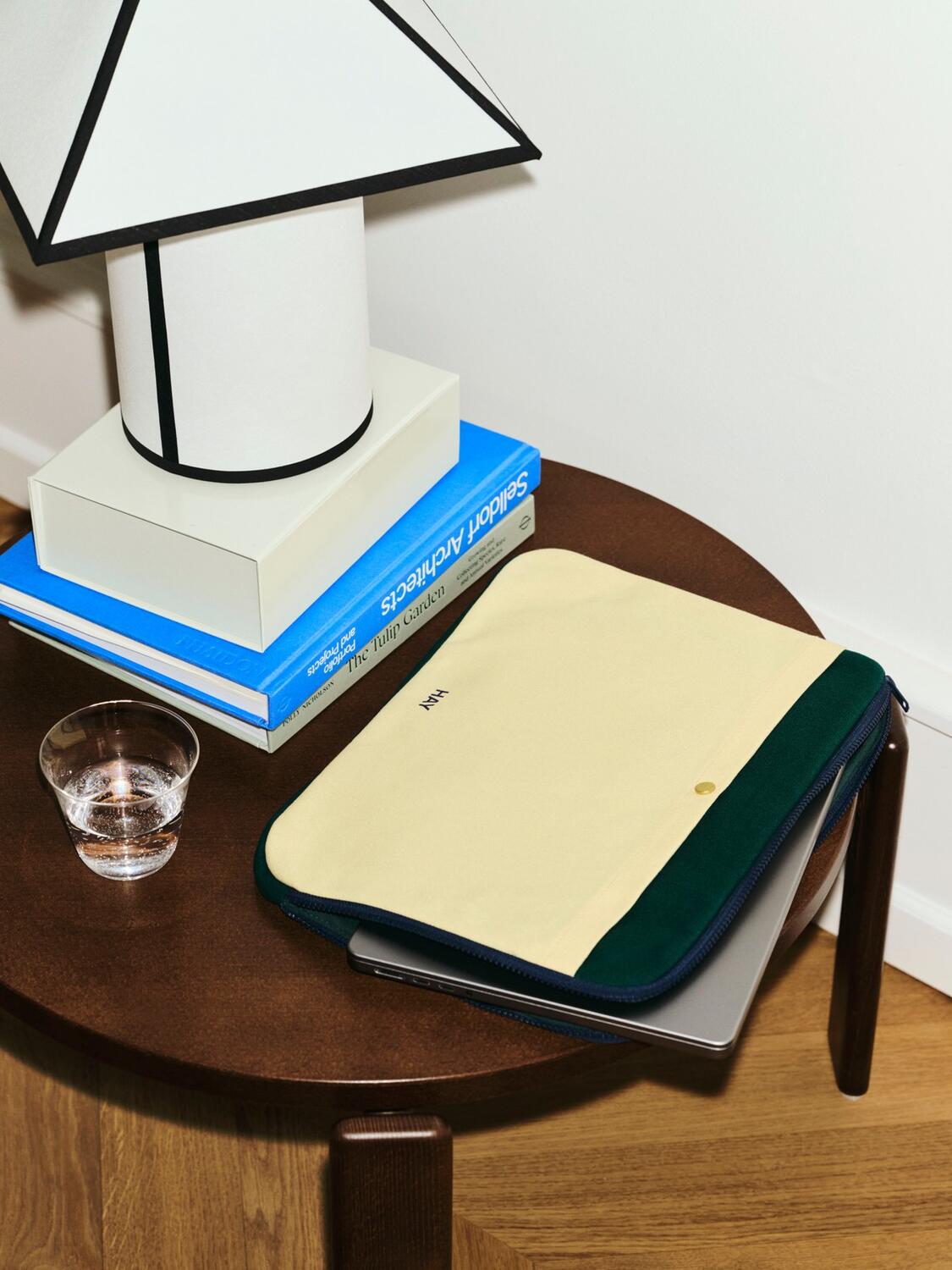 Multi computer sleeve, 13