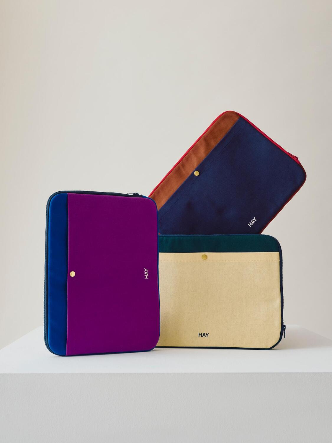 Multi computer sleeve, 13