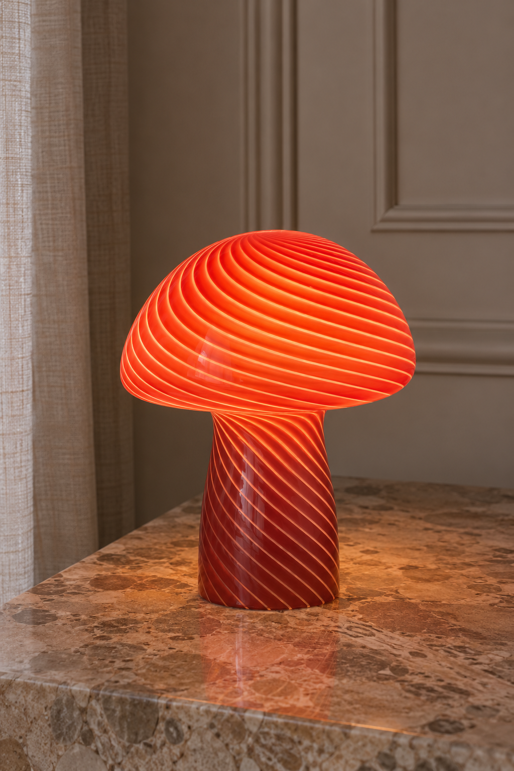 Mushroom bordlampe – Mørk bordeaux