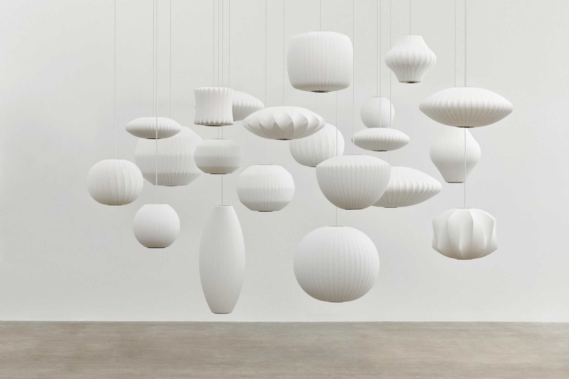 Nelson Saucer Crisscross lampe - Ø: 63,5 cm.