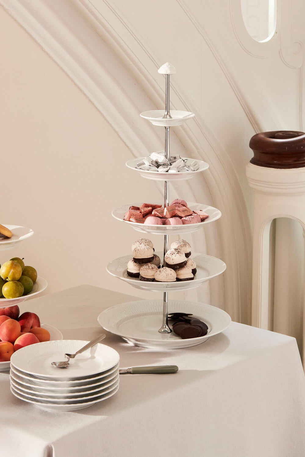 Hvid Riflet etagere - 5 Lag
