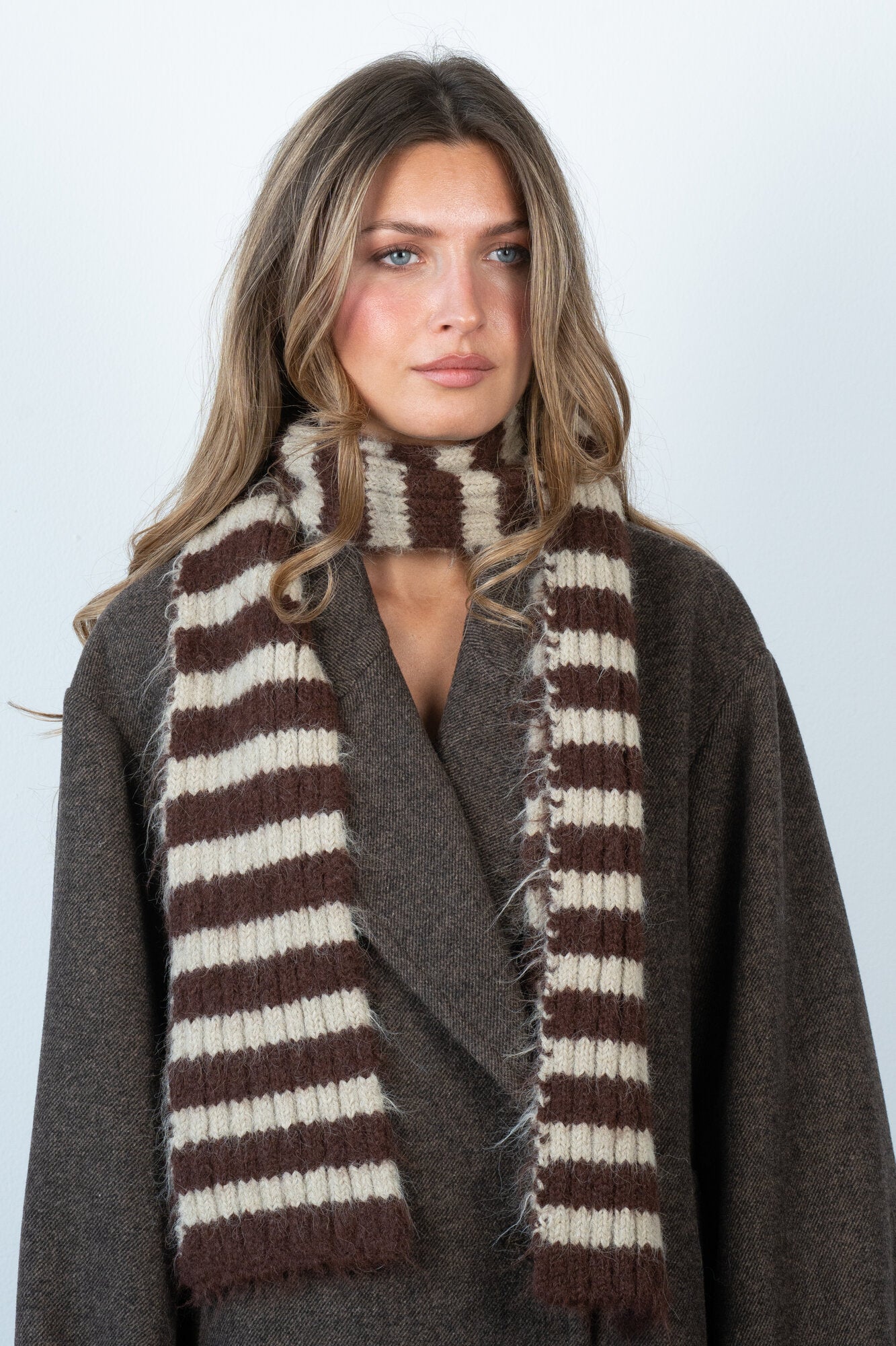 Clara Slim halstørklæde – brun/beige
