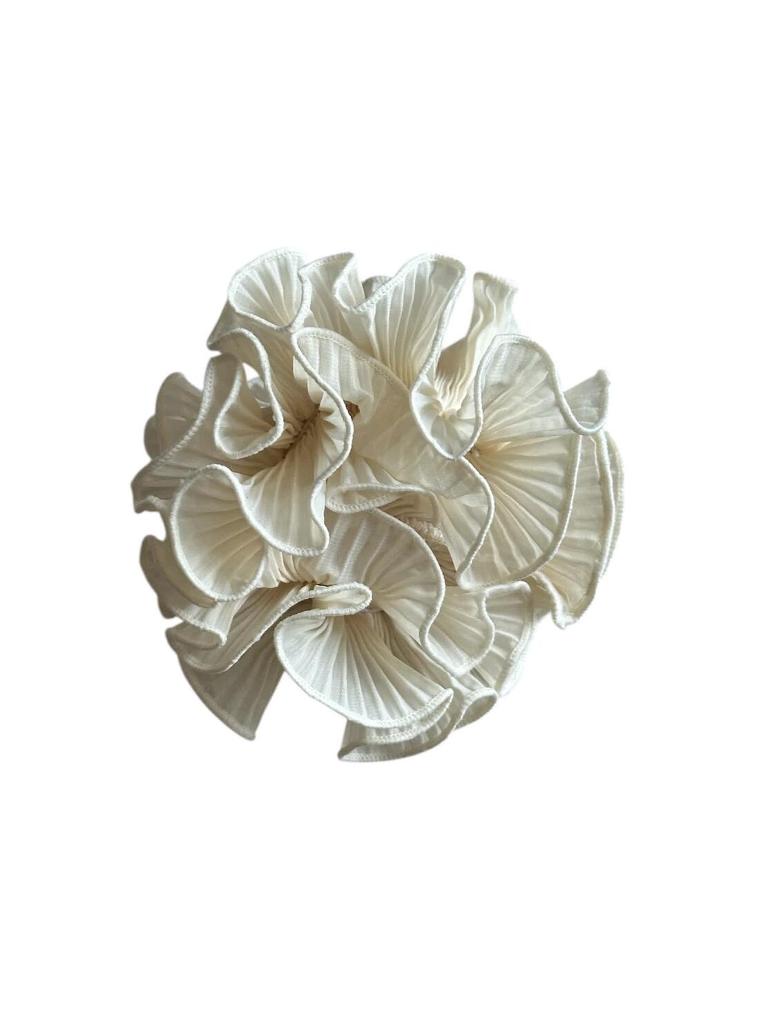 Swirl Scrunchie - ivory