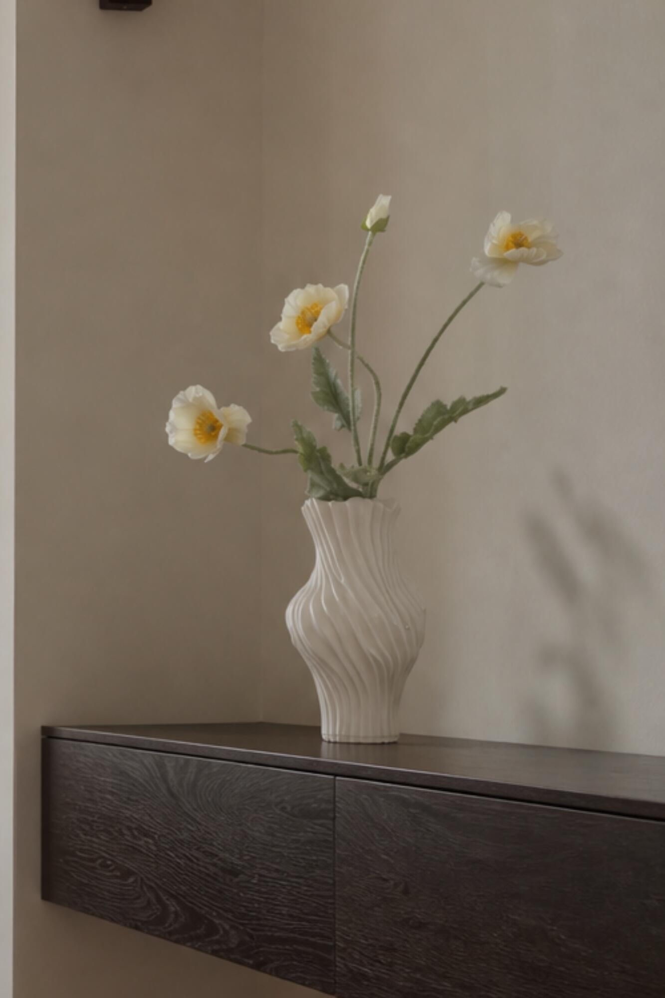 Sculpa vase, H19 cm – Cloud