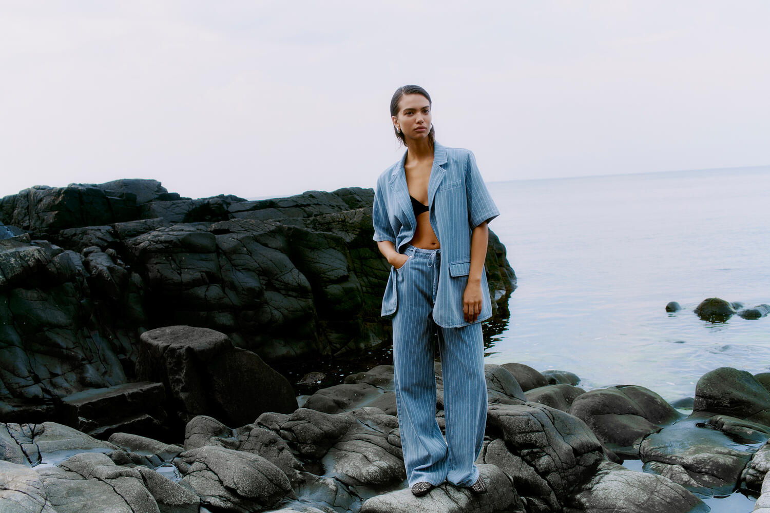 Layne SS kortærmet denimblazer - Light blue denim