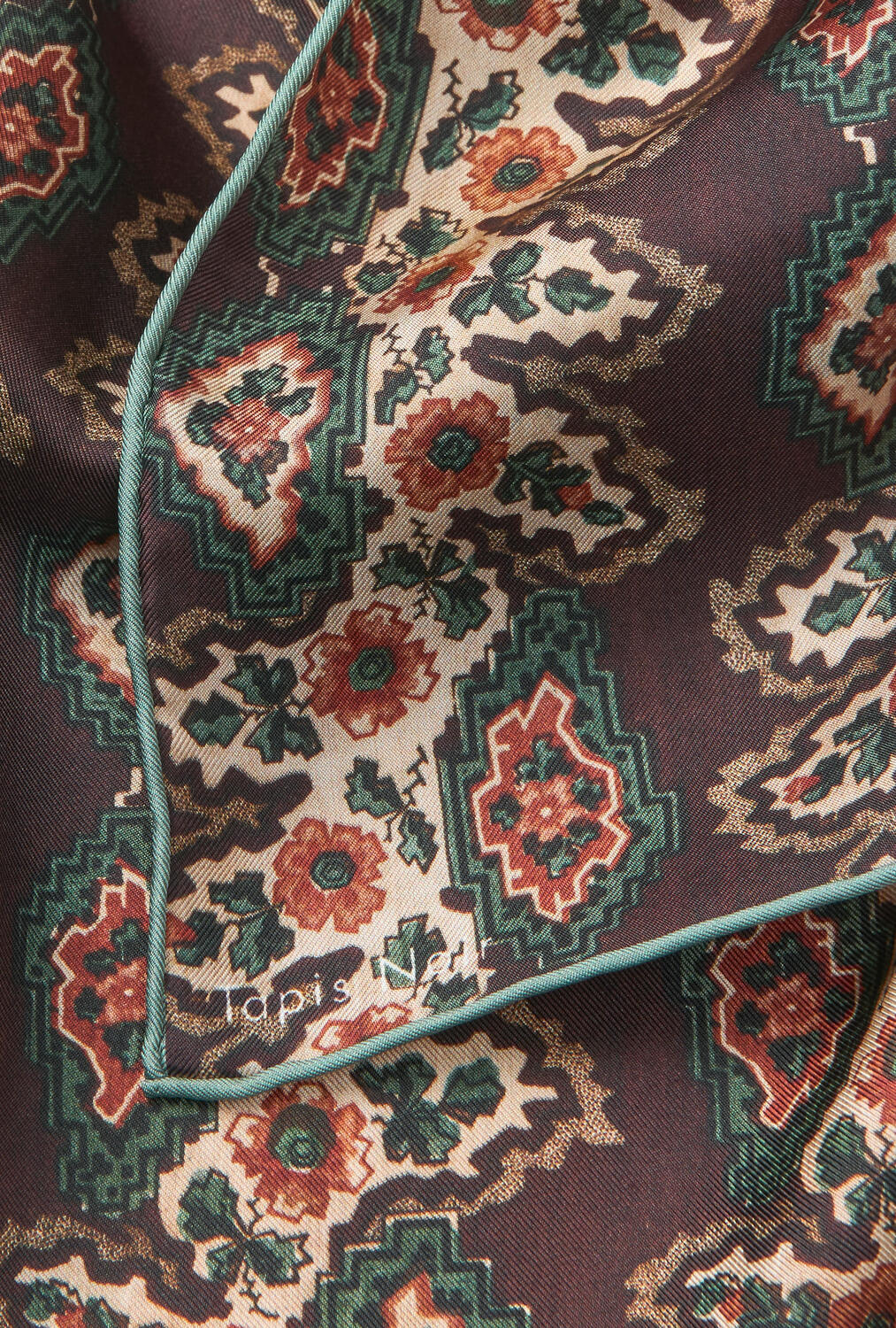 Small Classical Dara silketørklæde - brun