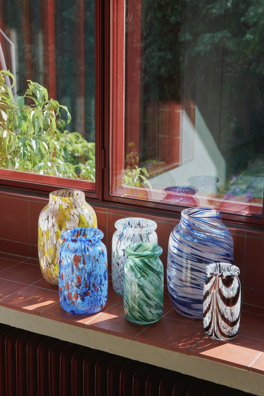 Splash Roll Neck vase, Coffee/White - X-Small