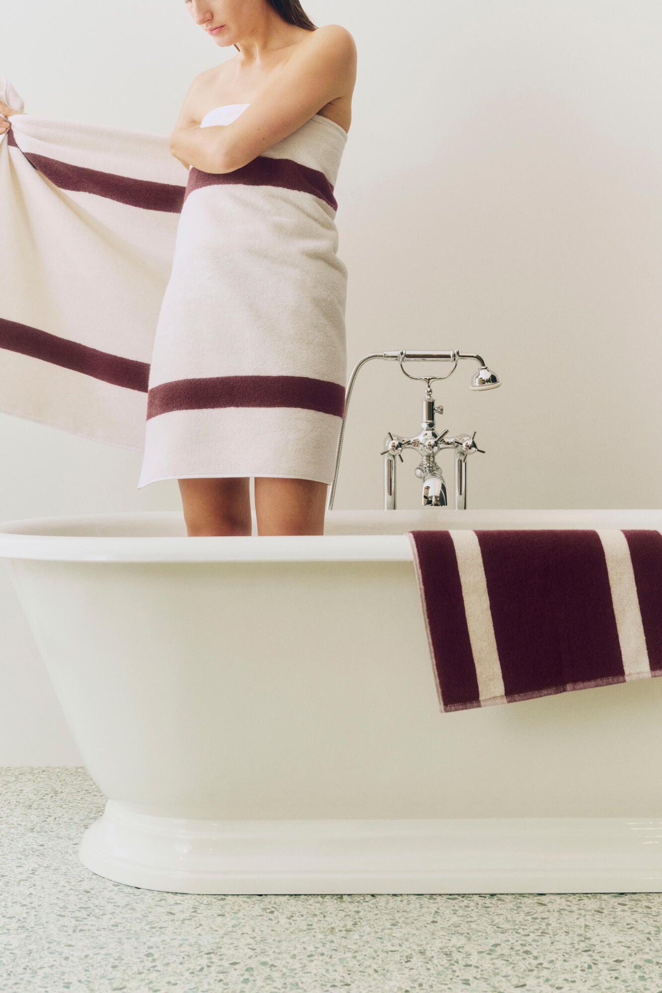 Stripe bademåtte 50x80 cm - bordeaux