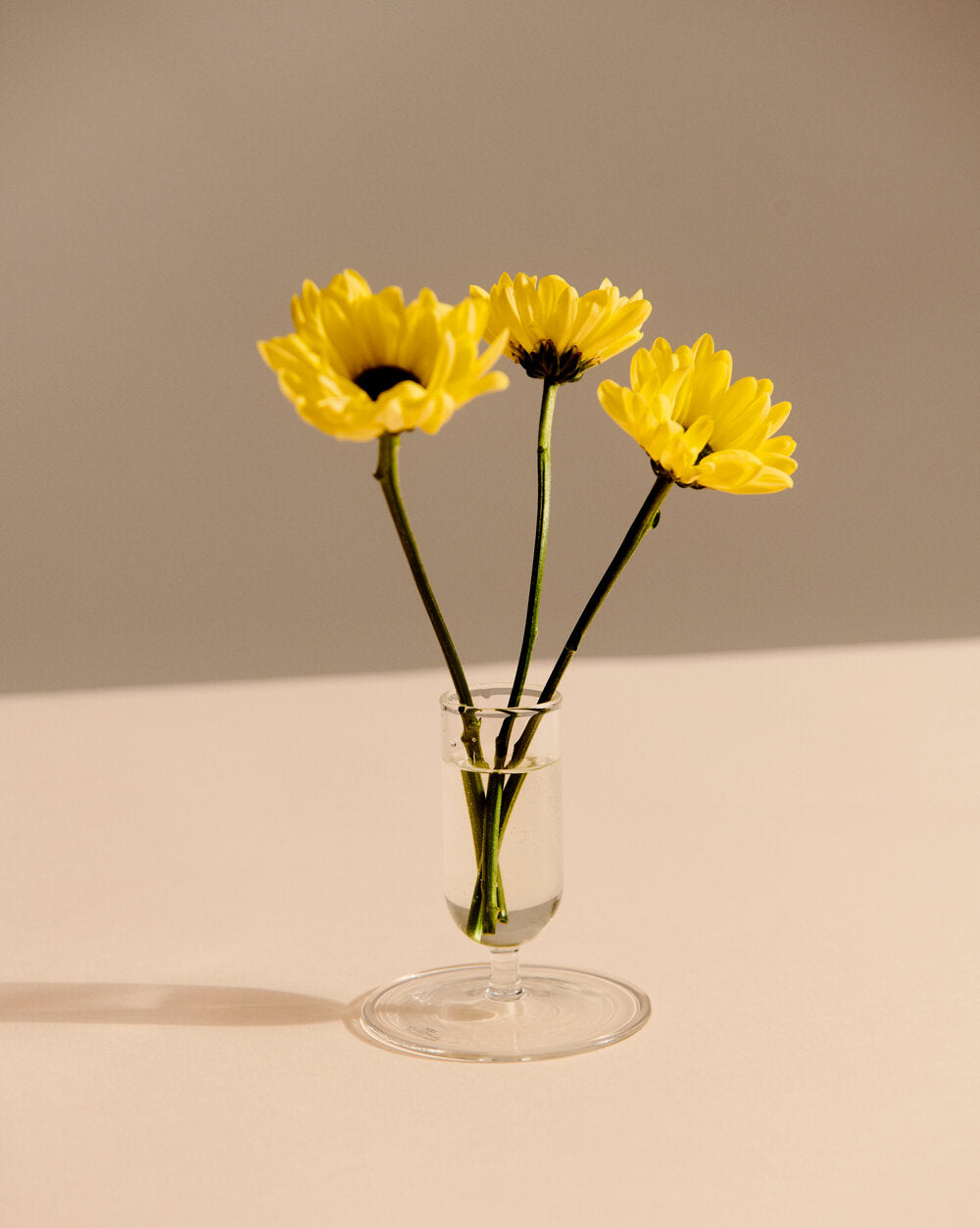 Tiny Vase, klar - H8,6 cm.
