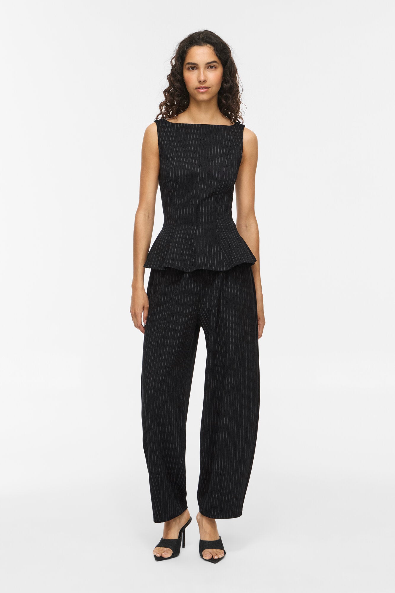 Vimastriba Boat Neck top - Black Beauty