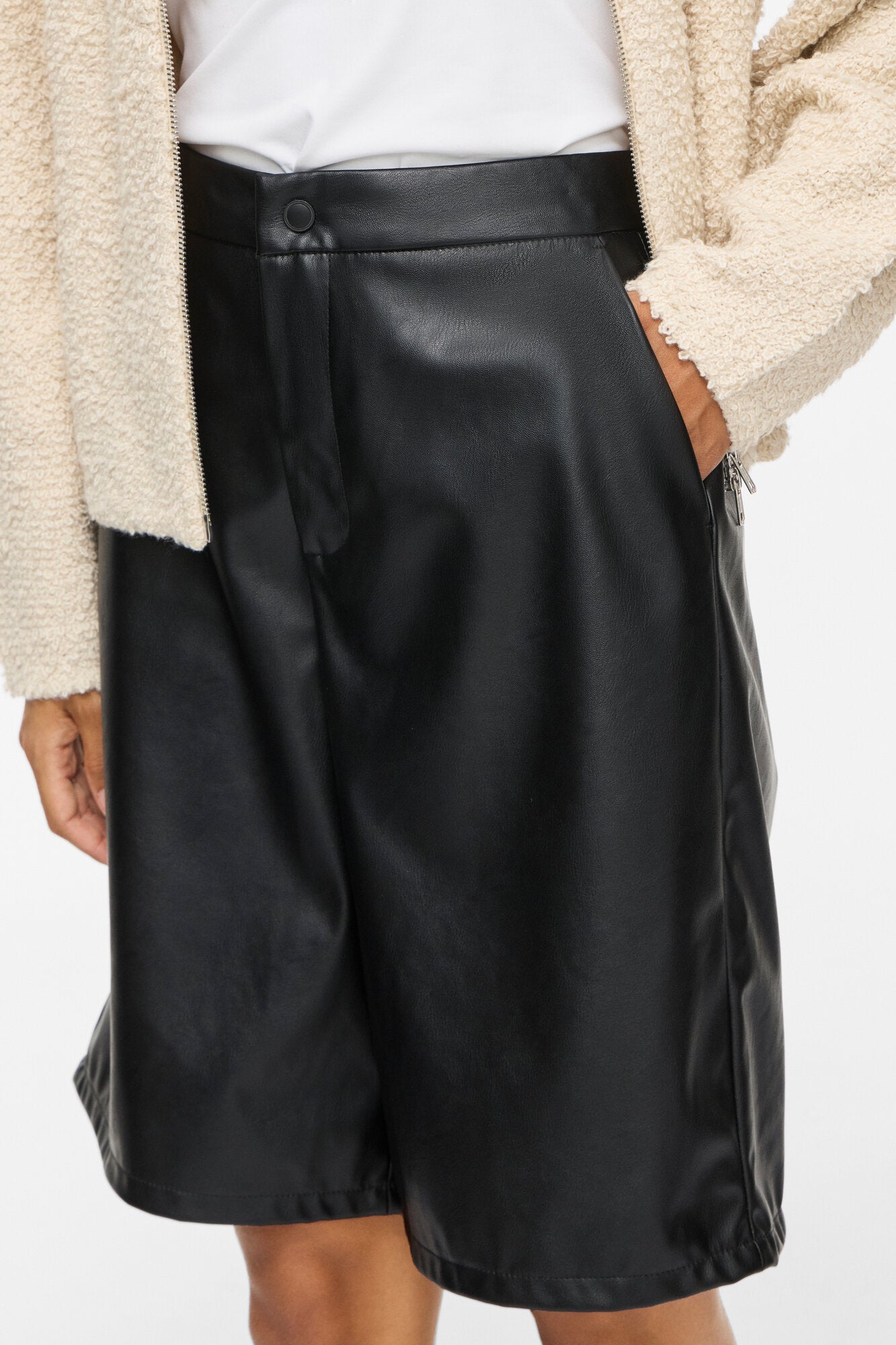 Viannu bermudashorts - Black Beauty