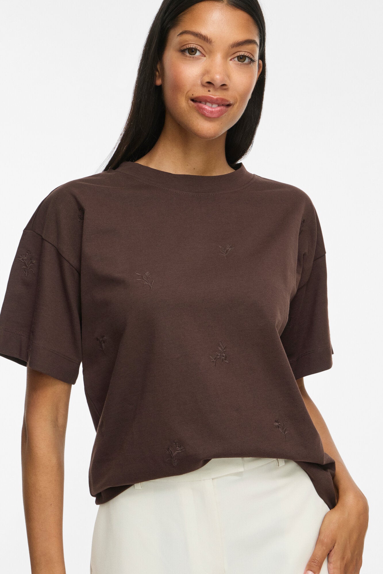 Vimonie Flower Emb t-shirt - Coffee Bean