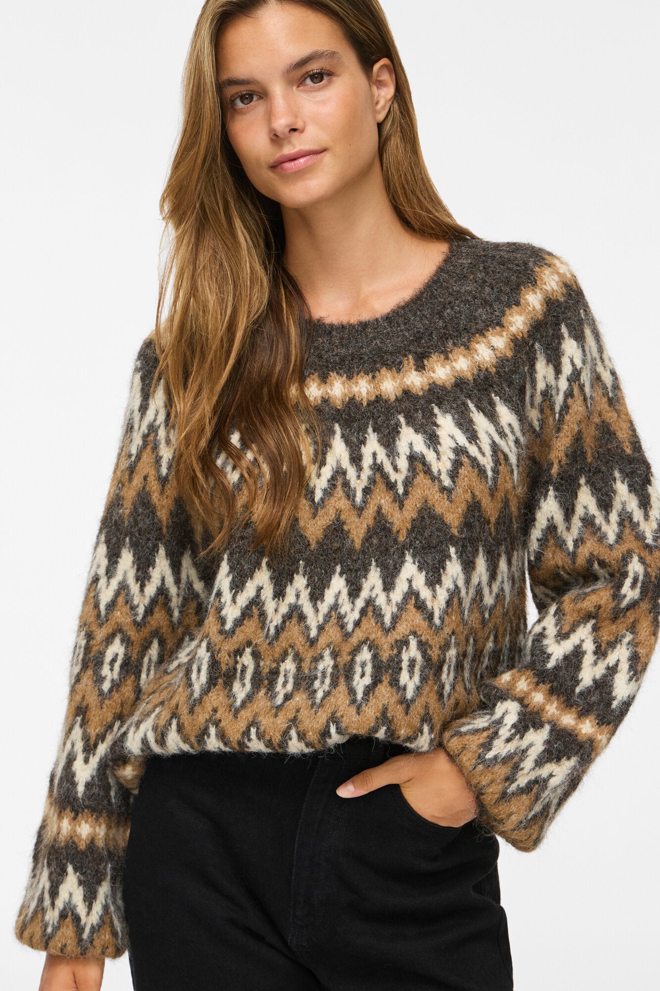 Vibows Jacquard uldstriktrøje – Coffee Bean
