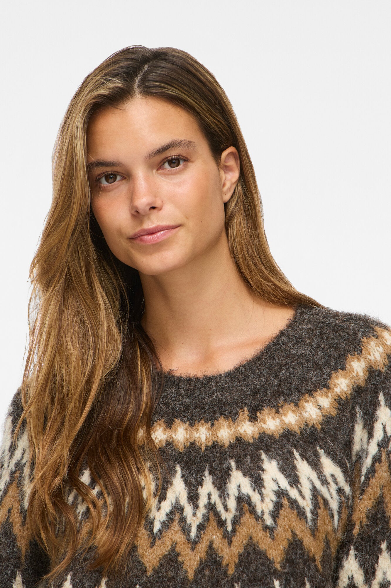Vibows Jacquard uldstriktrøje – Coffee Bean