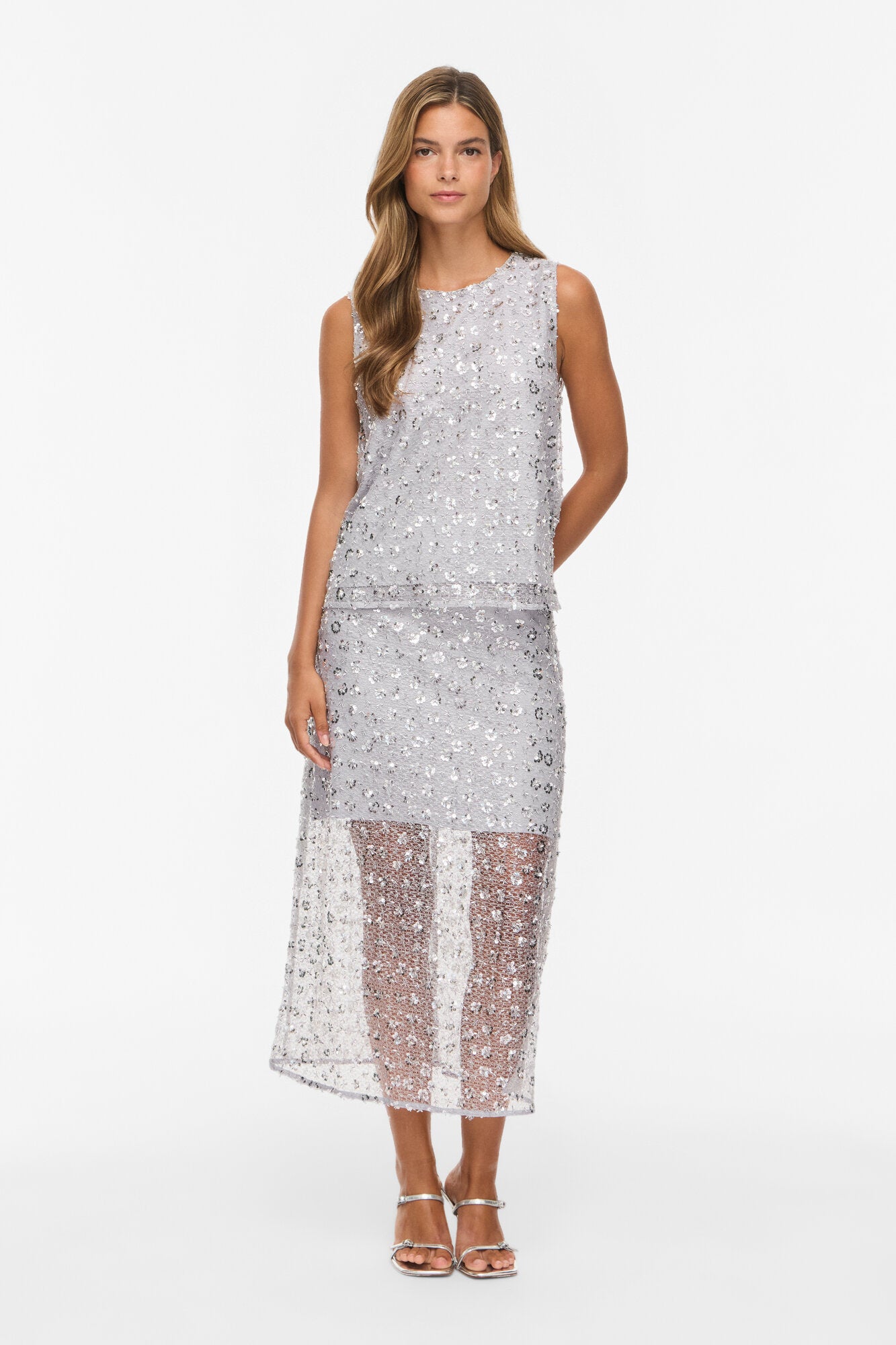 Viglita O-Neck glimmertop – sølvfarvet