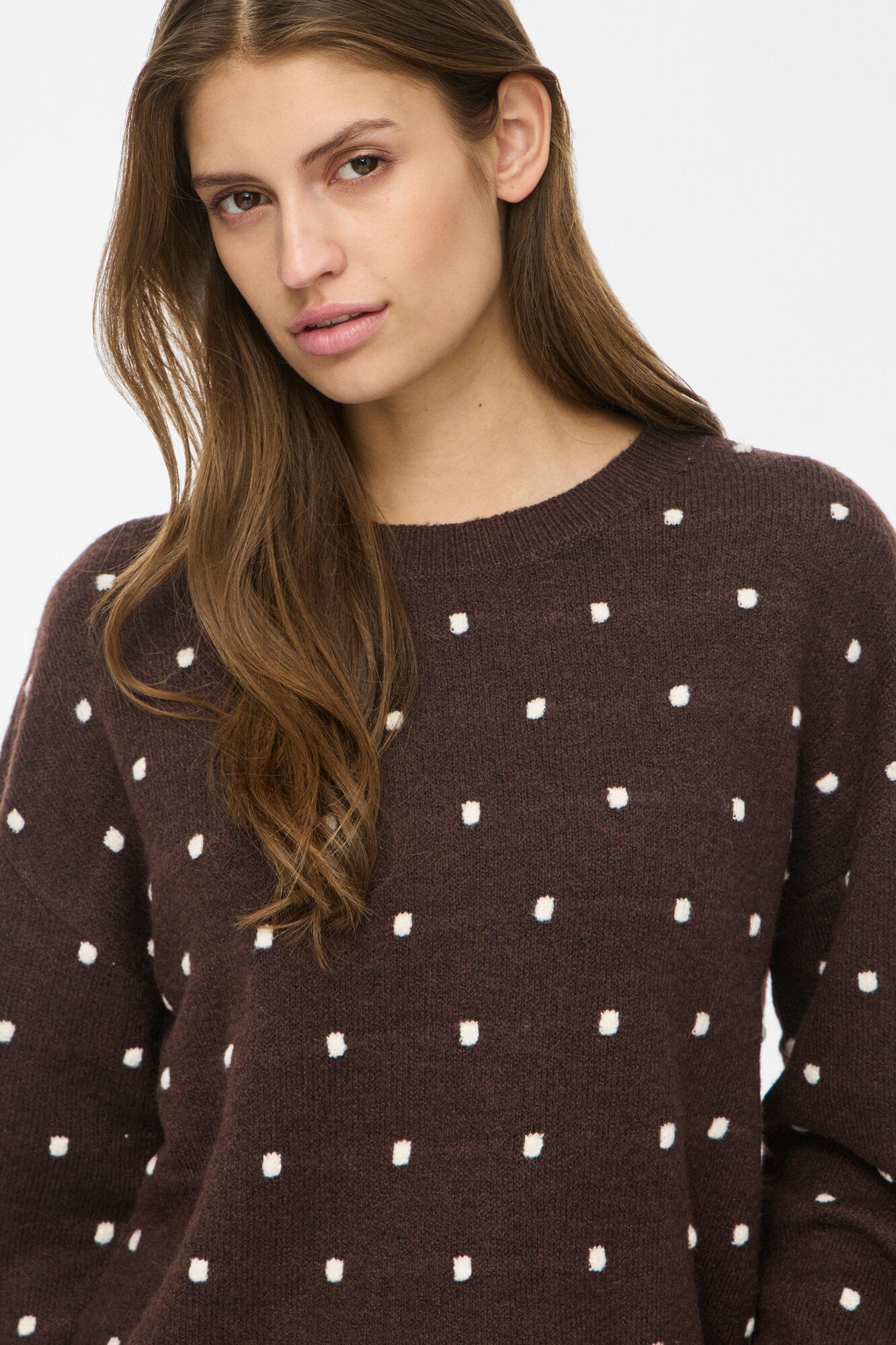 Viliga L/S O-neck Dot striktrøje – Coffee Bean